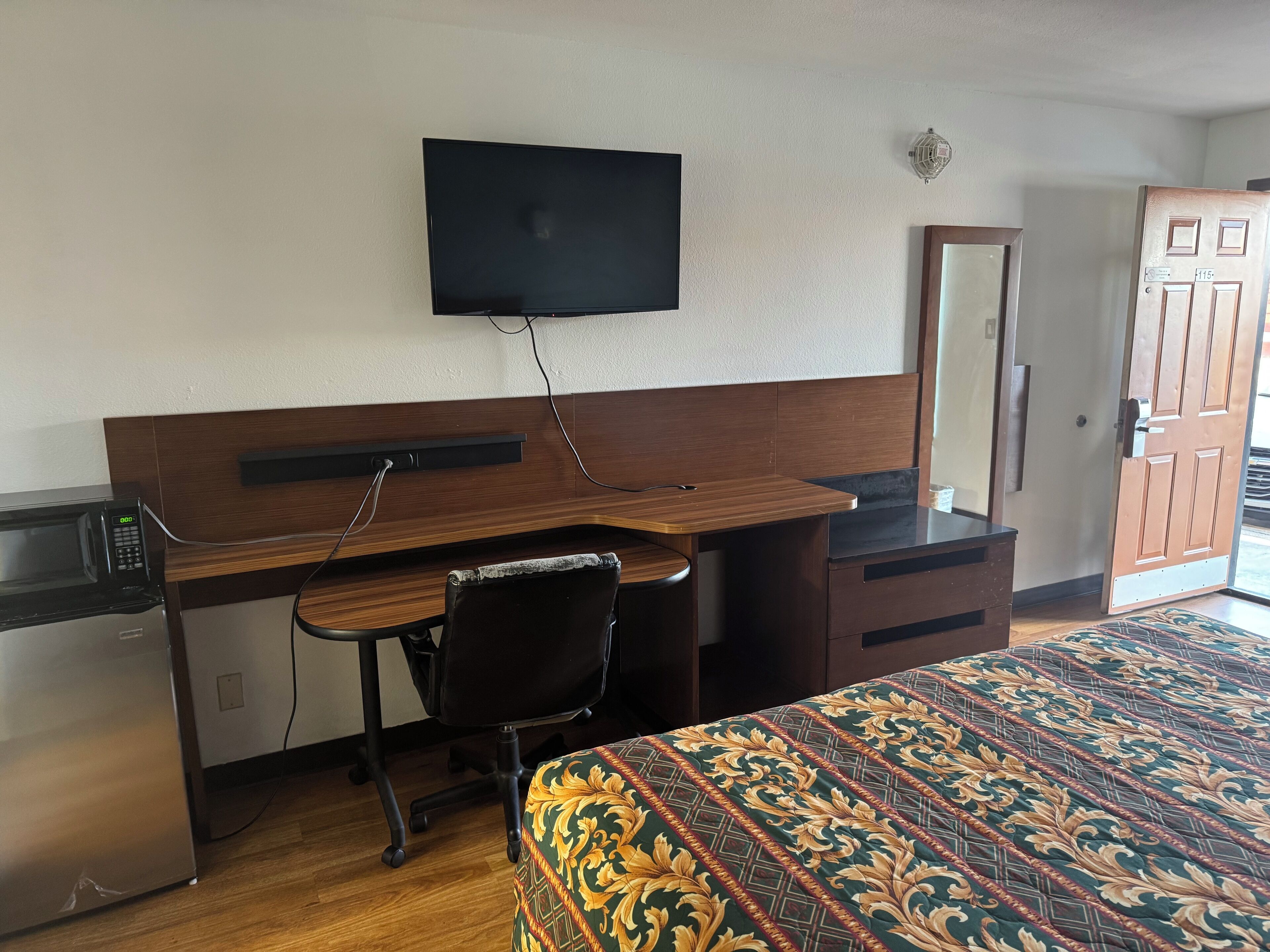 Spanish Trails Inn