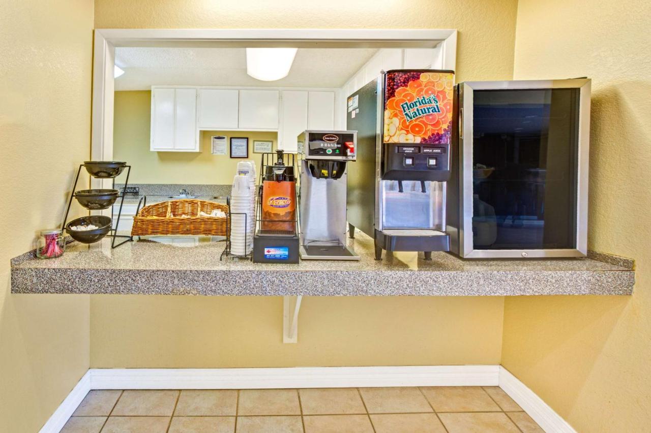 Motel 6 La Porte