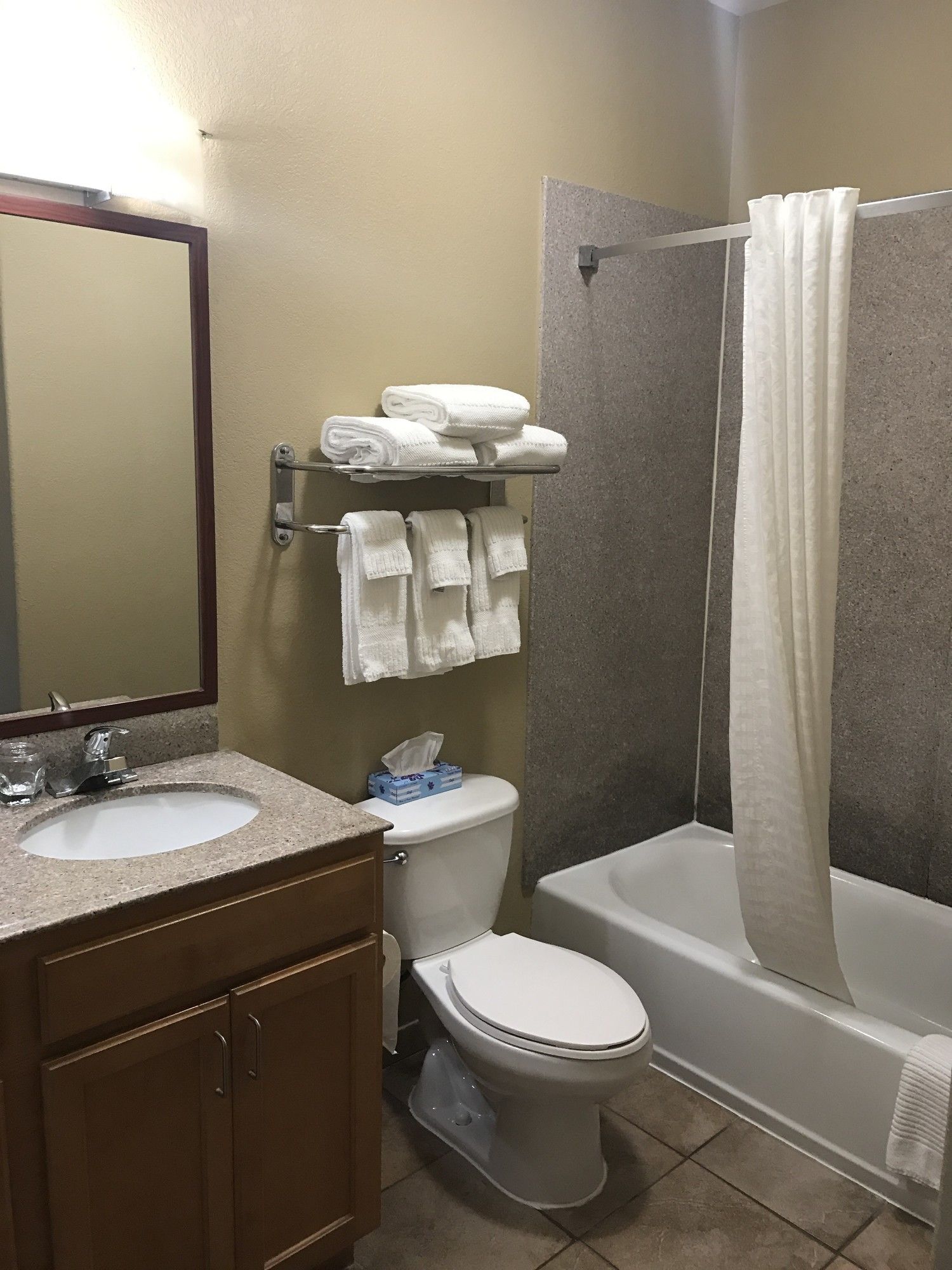 Candlewood Suites La Porte