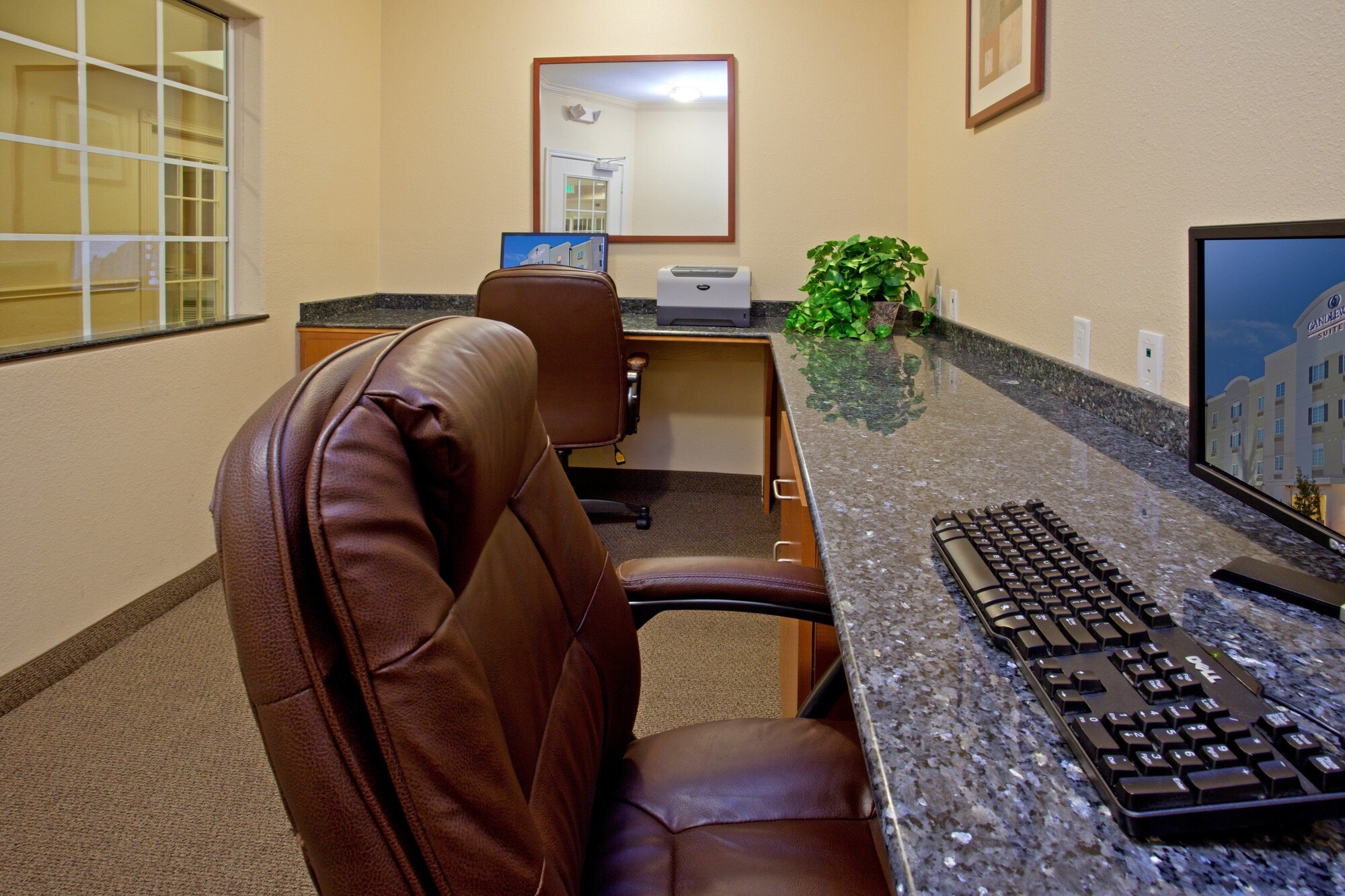 Candlewood Suites La Porte