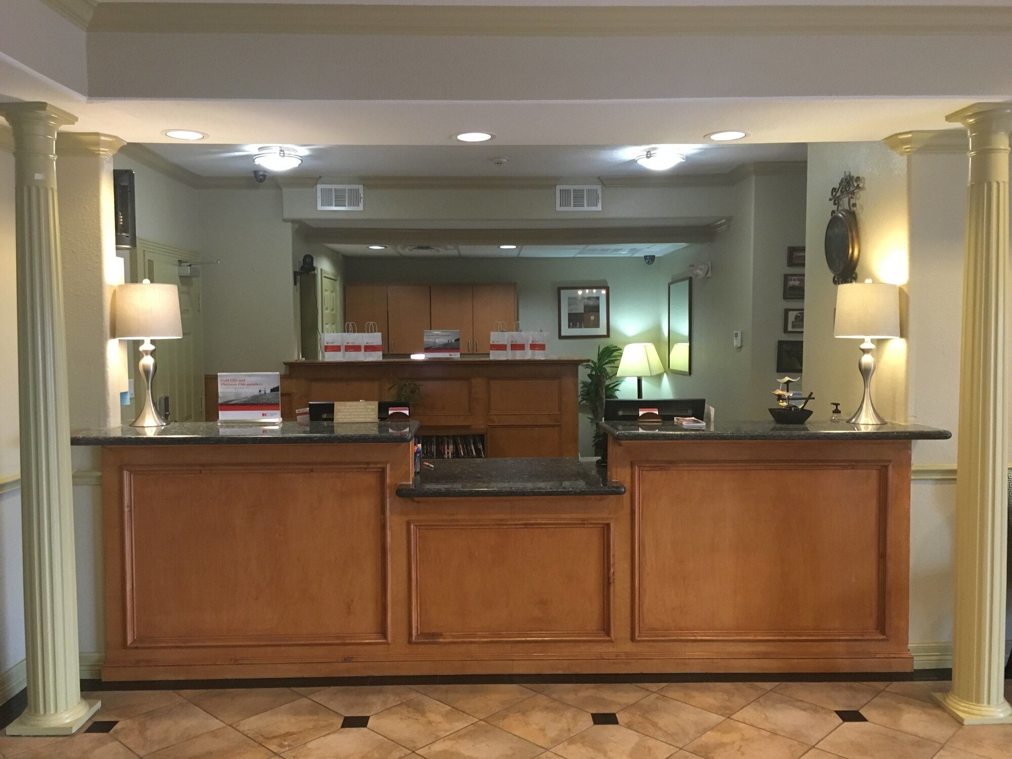 Candlewood Suites La Porte