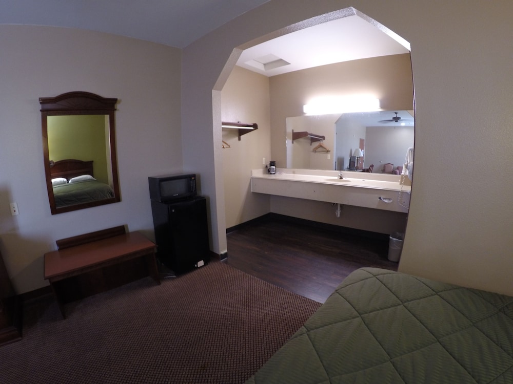 Americas Best Value Inn La Porte