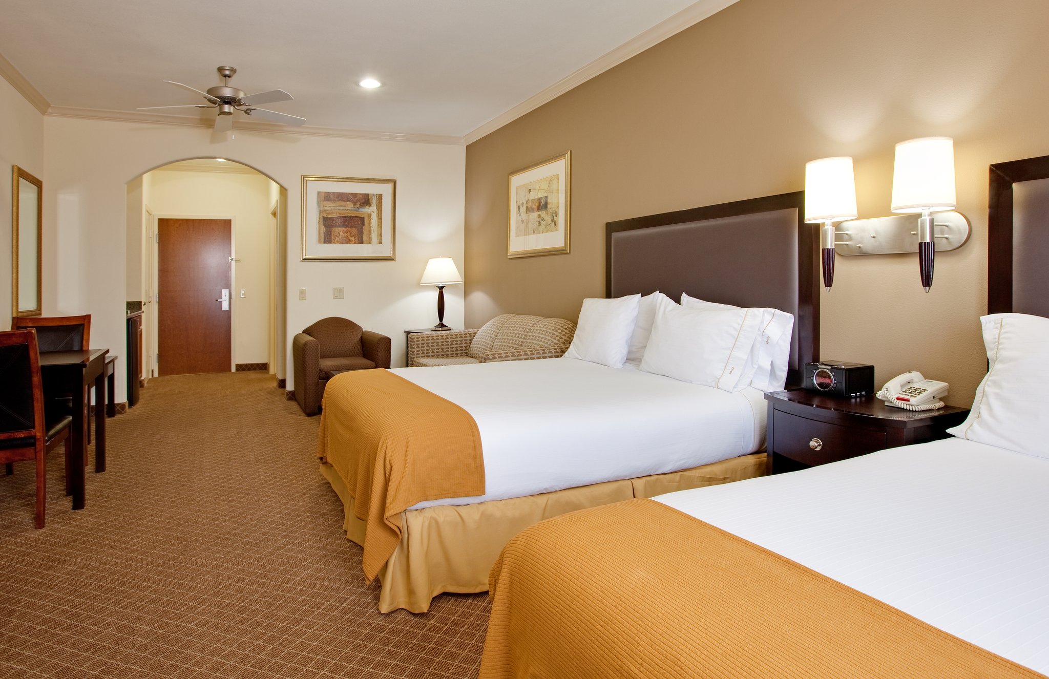Holiday Inn Express & Suites La Porte