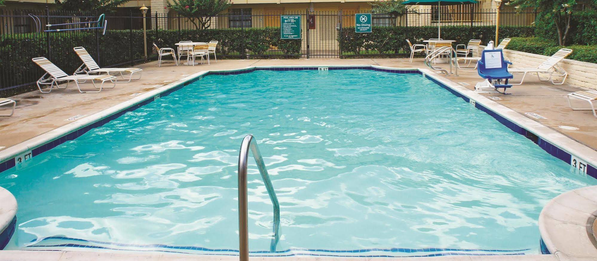 Baymont by Wyndham Houston La Porte