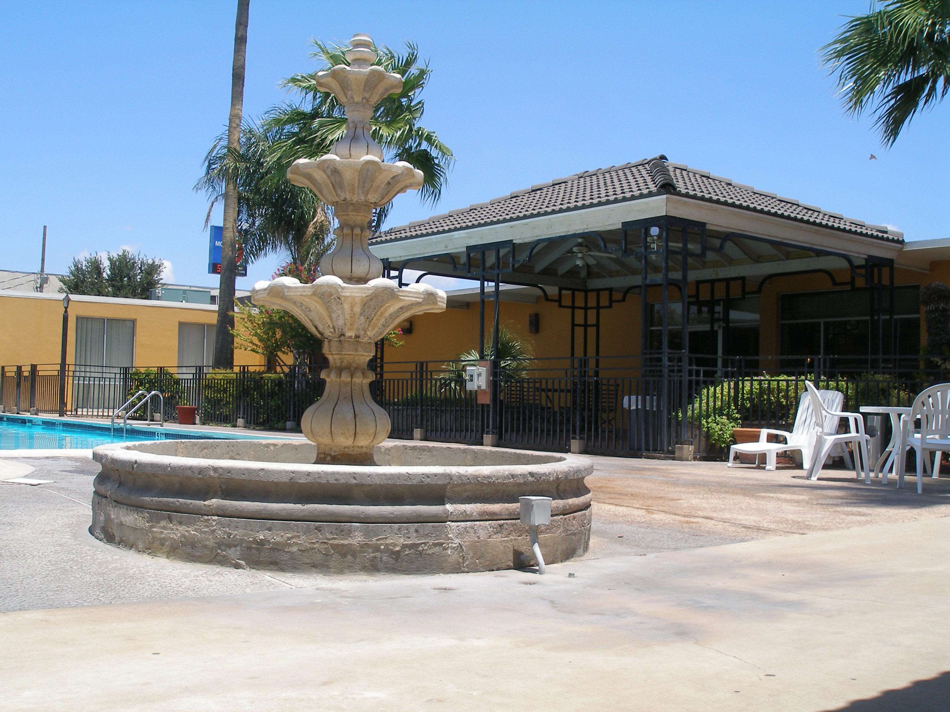 Americas Best Value Inn Laredo