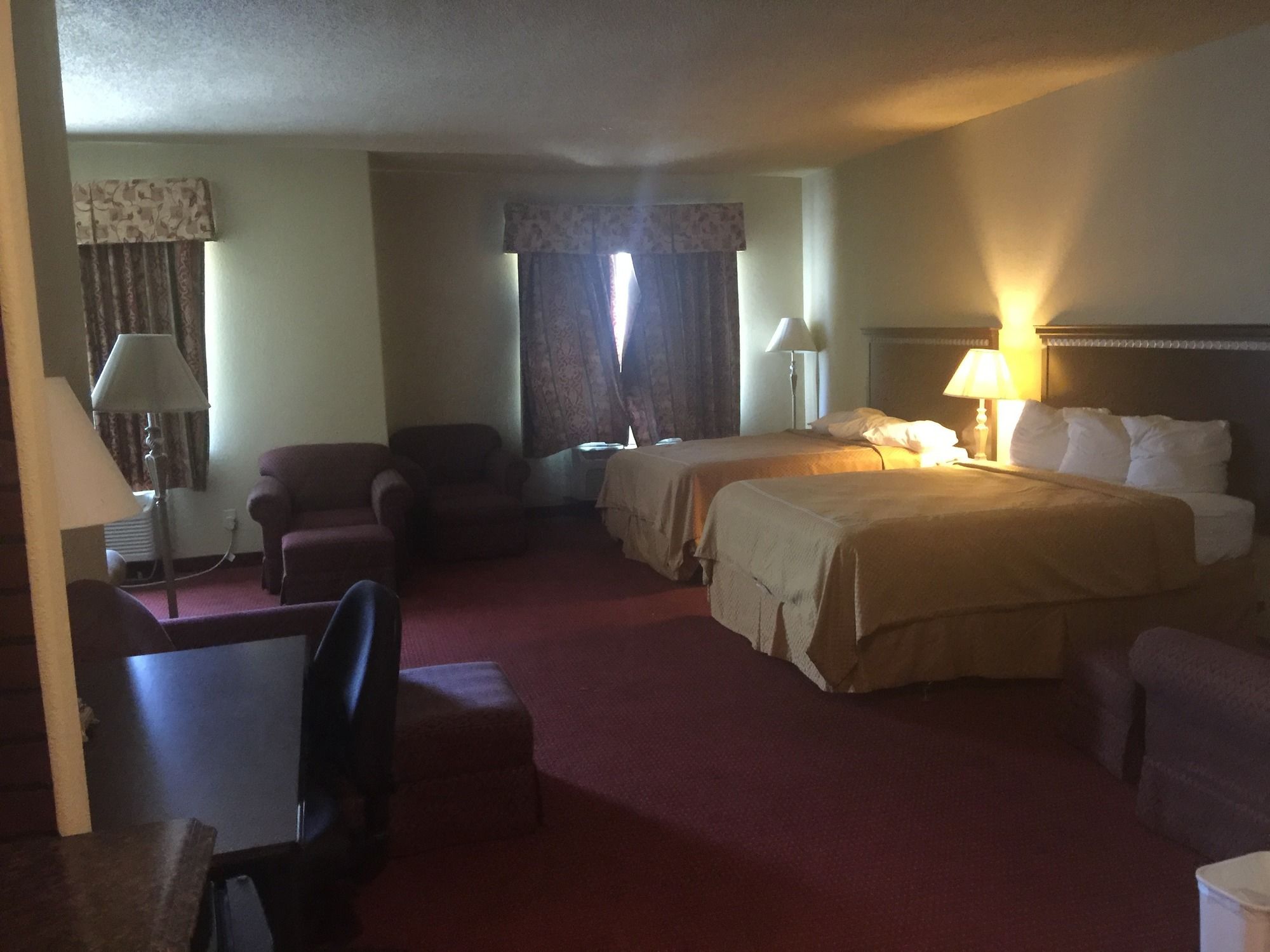 Amerik Suites Behind Mall Del Norte