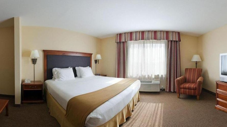 Holiday Inn Express Hotel & Suites Laredo - Event Center Area