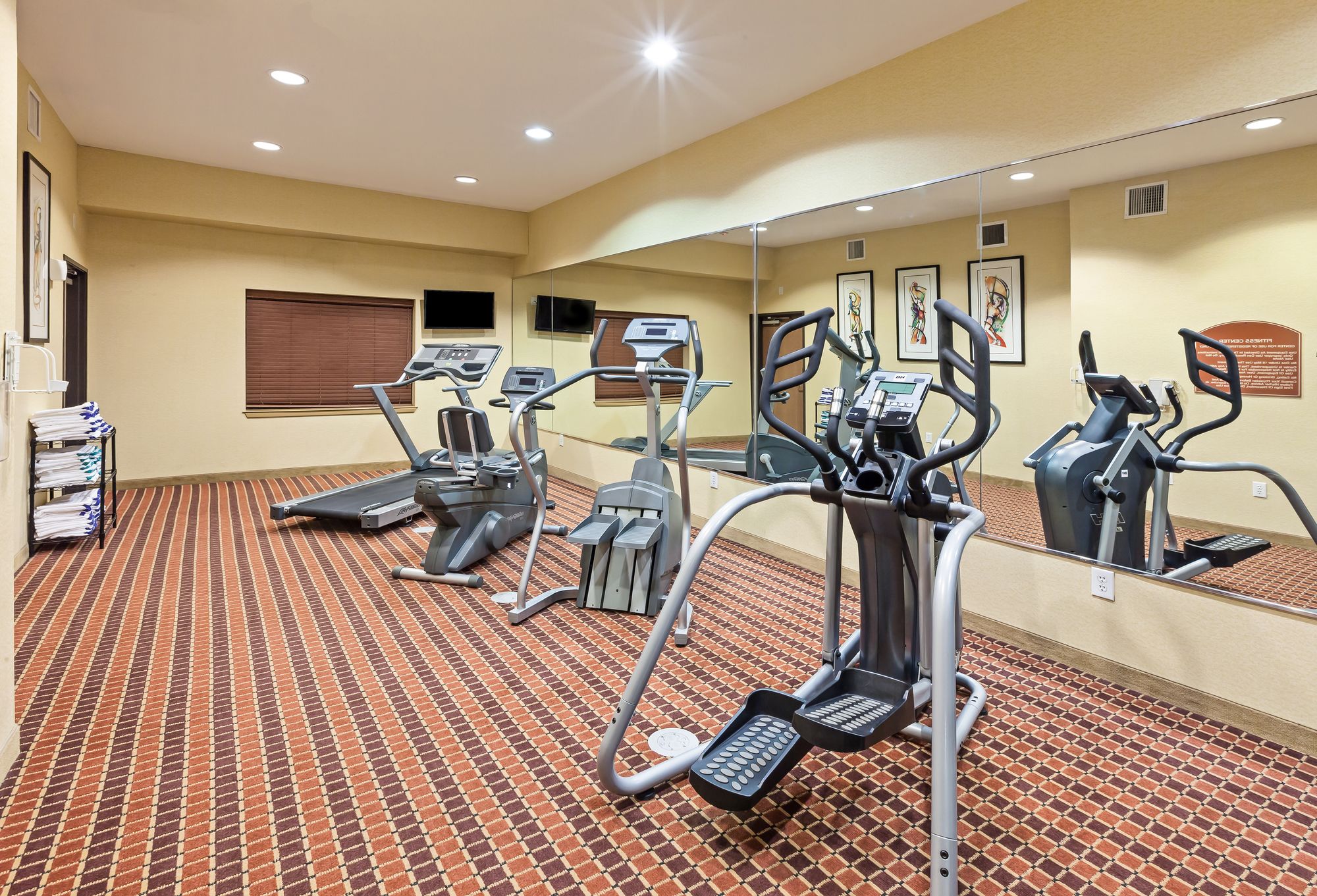 Holiday Inn Express Hotel & Suites Laredo - Event Center Area