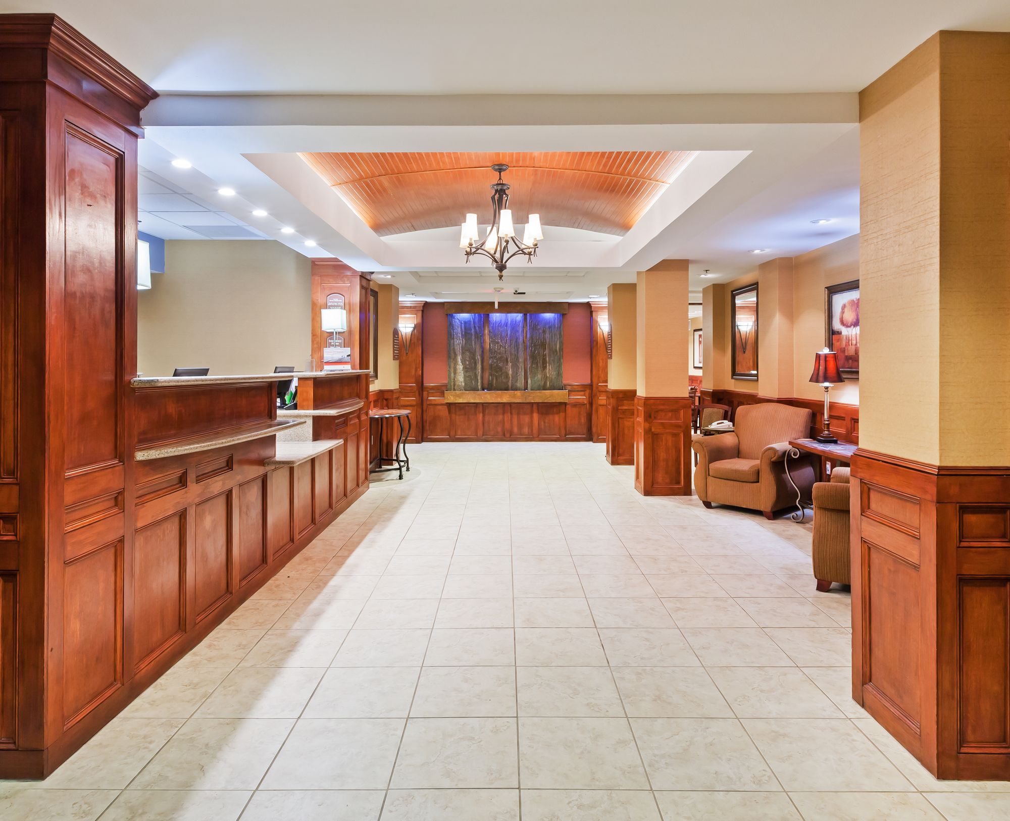Holiday Inn Express Hotel & Suites Laredo - Event Center Area