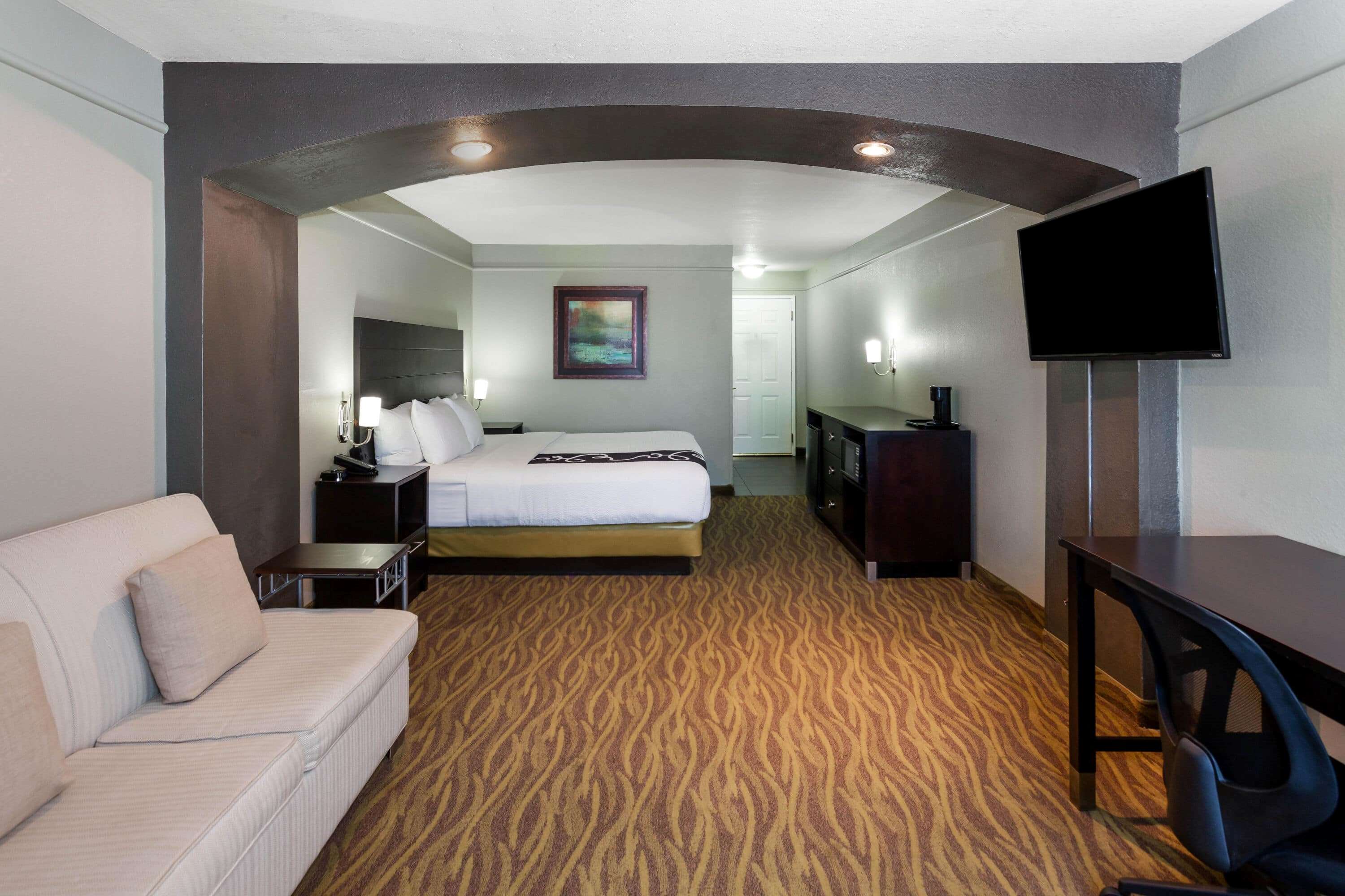 La Quinta Inn & Suites by Wyndham Laredo Airport
