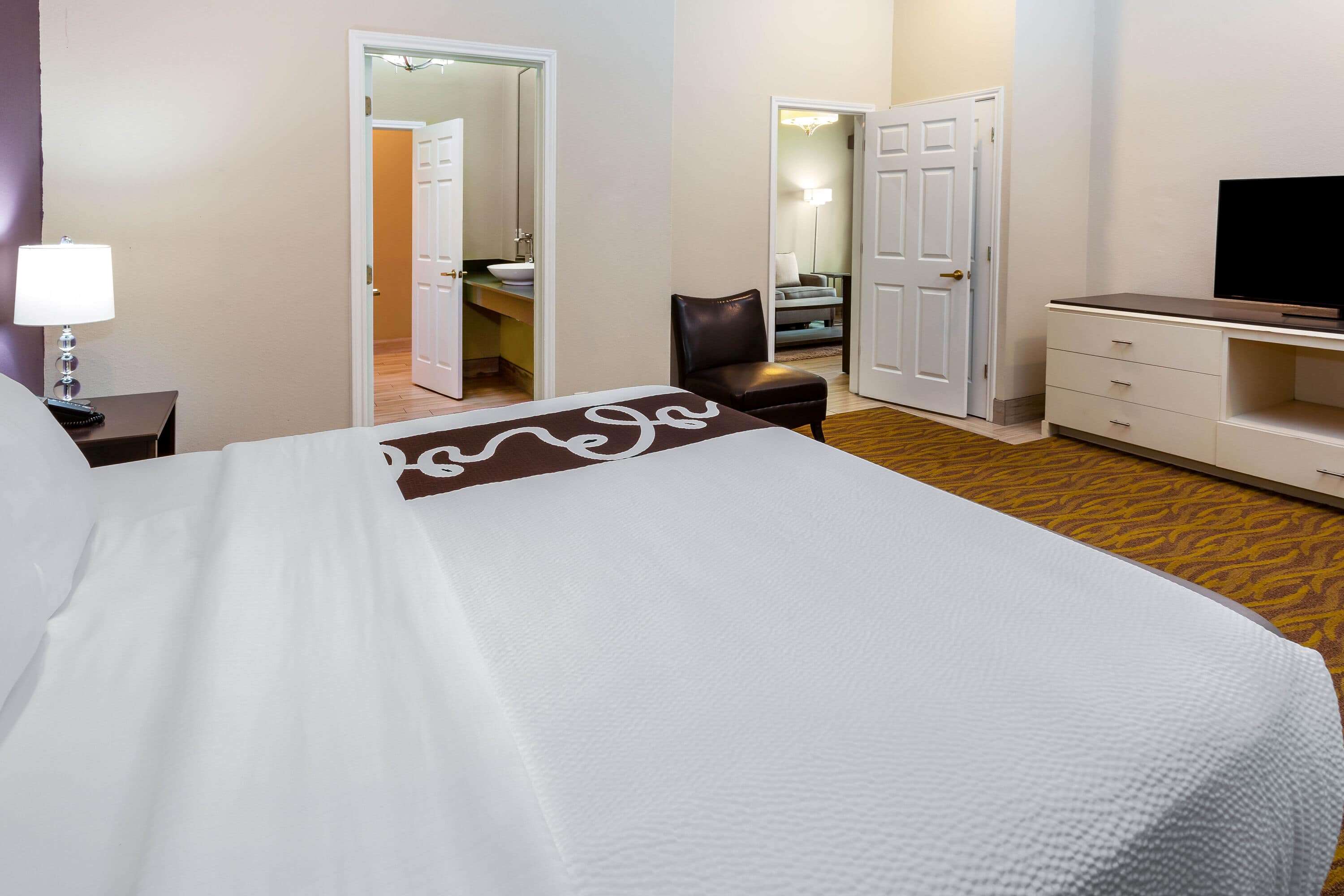 La Quinta Inn & Suites by Wyndham Laredo Airport