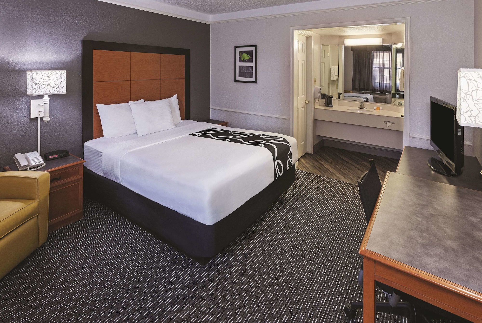 La Quinta Inn by Wyndham Laredo I-35