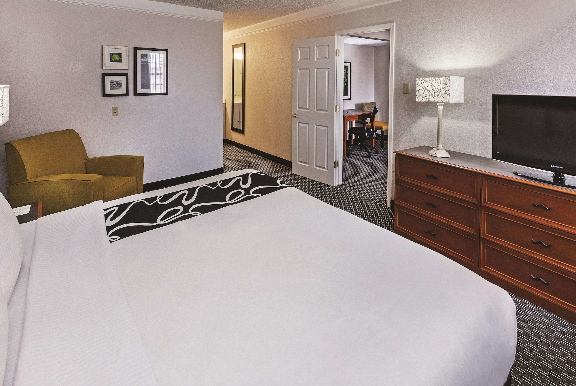 La Quinta Inn by Wyndham Laredo I-35