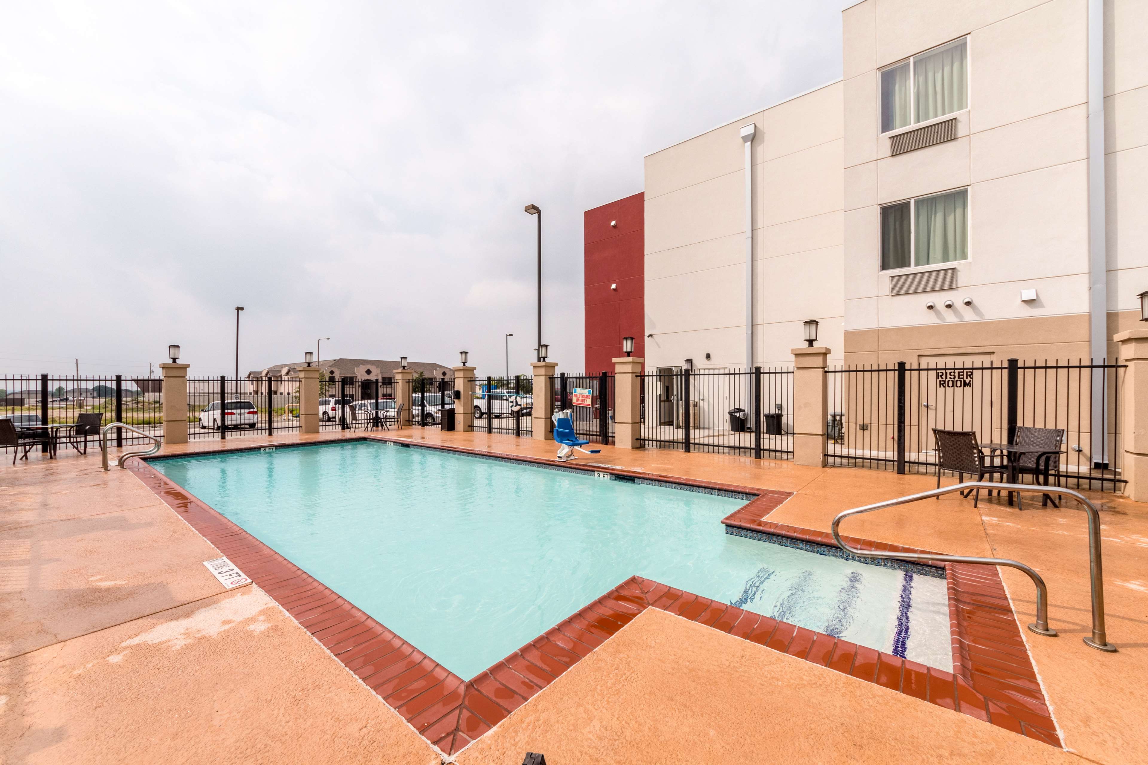 Motel 6 Laredo Airport