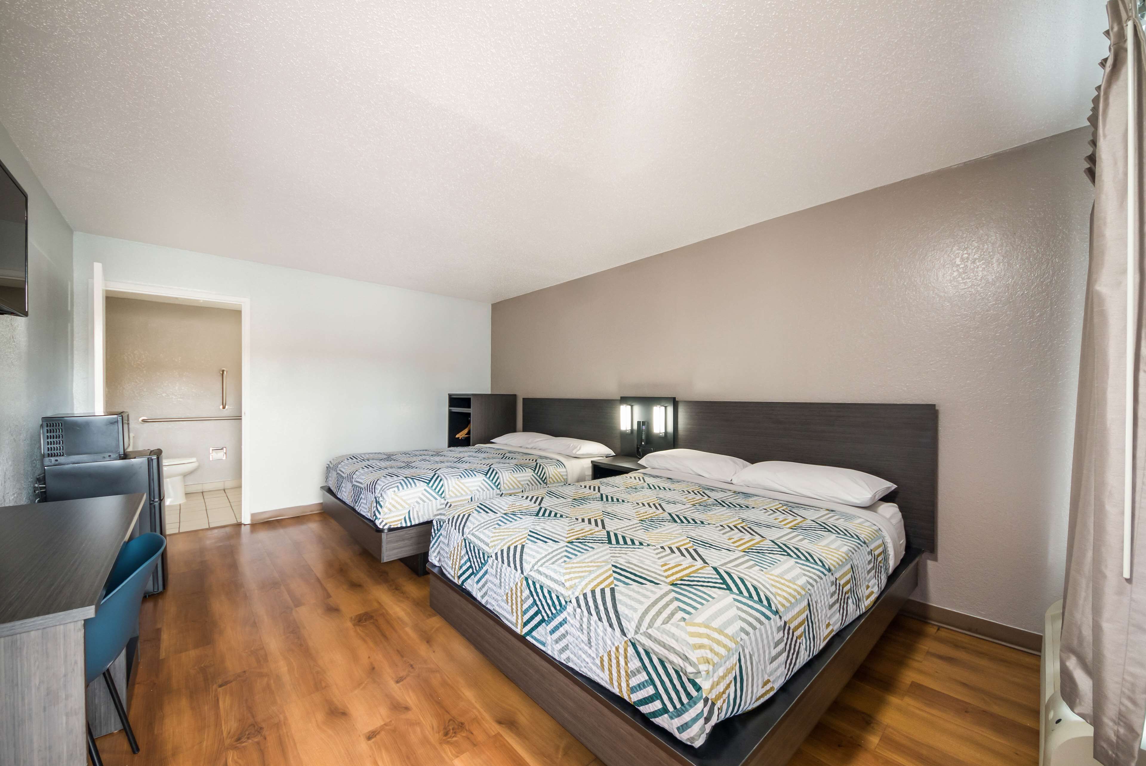 Motel 6 Laredo, Tx - North I-35