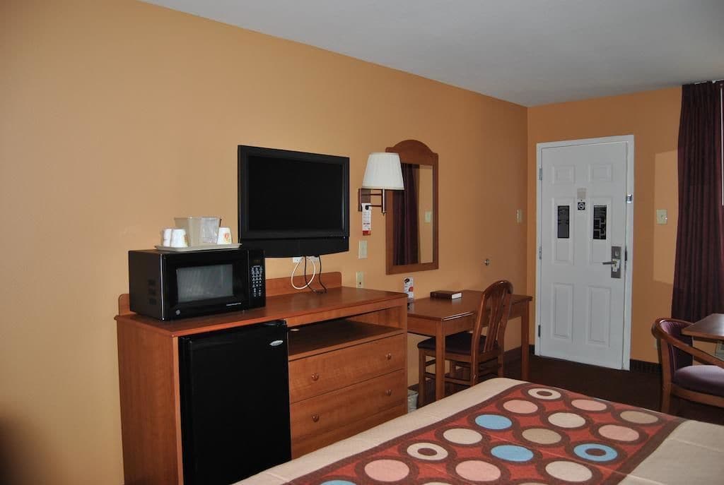 Sky Palace Inn & Suites By Jasper Laredo