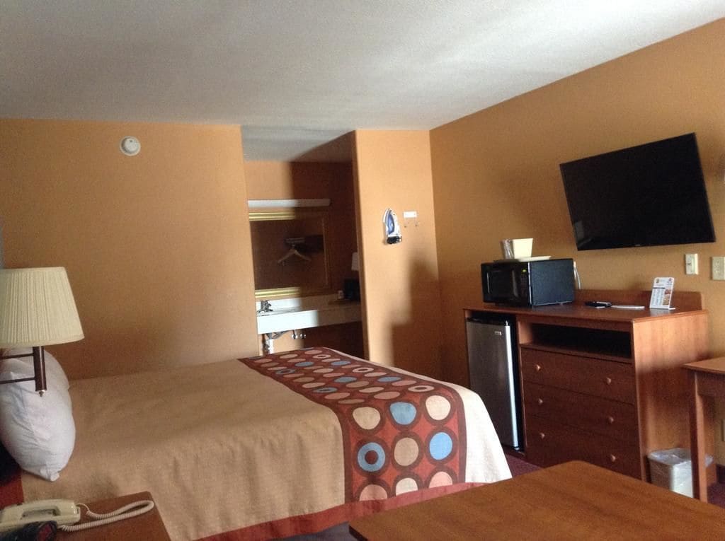 Sky Palace Inn & Suites By Jasper Laredo