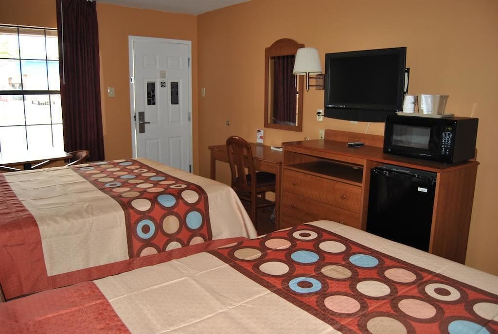 Sky Palace Inn & Suites By Jasper Laredo
