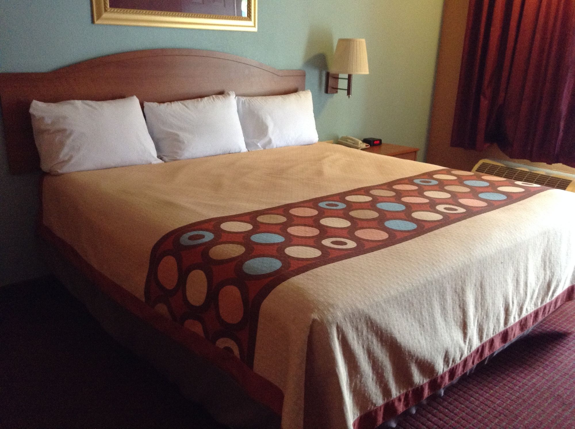 Sky Palace Inn & Suites By Jasper Laredo