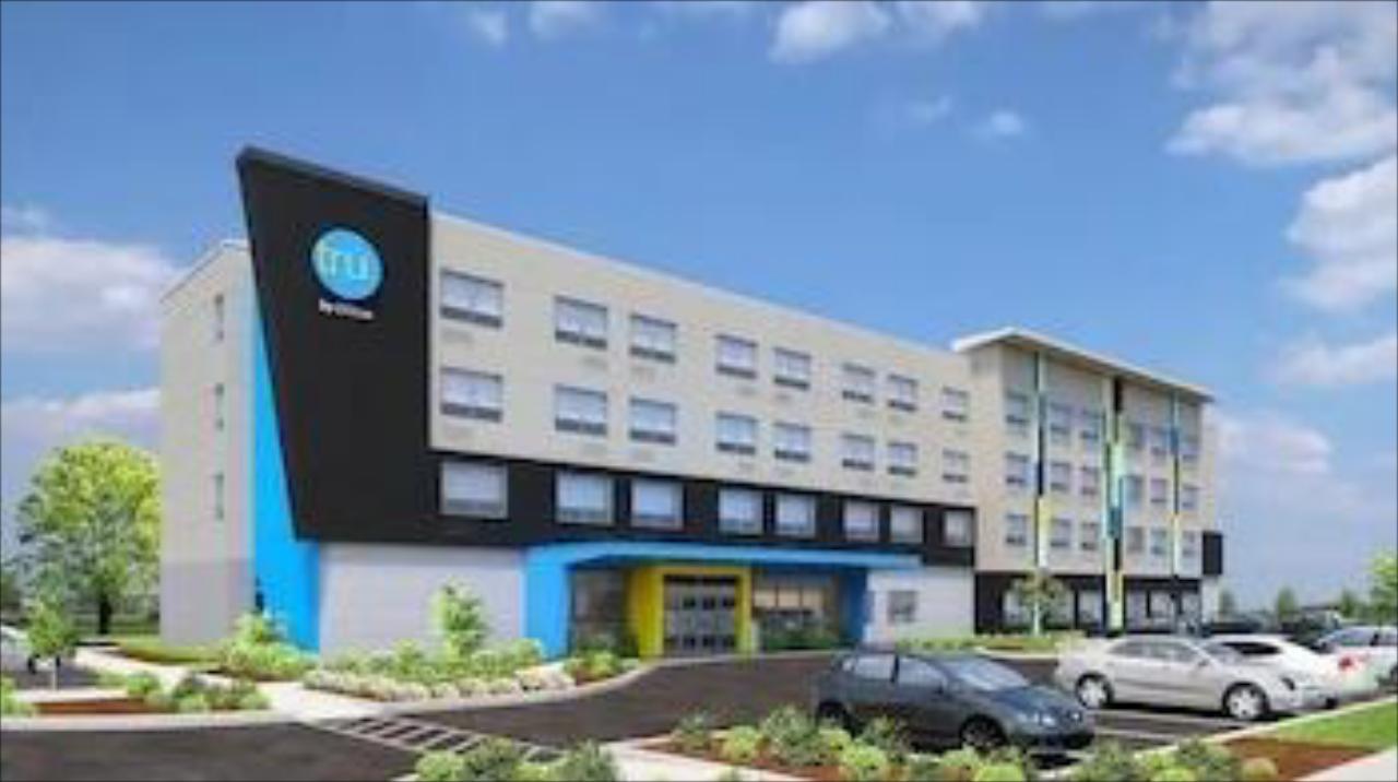Tru by Hilton Laredo Airport
