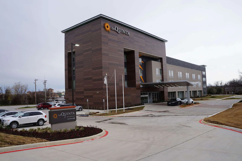 La Quinta by Wyndham Dallas Lewisville