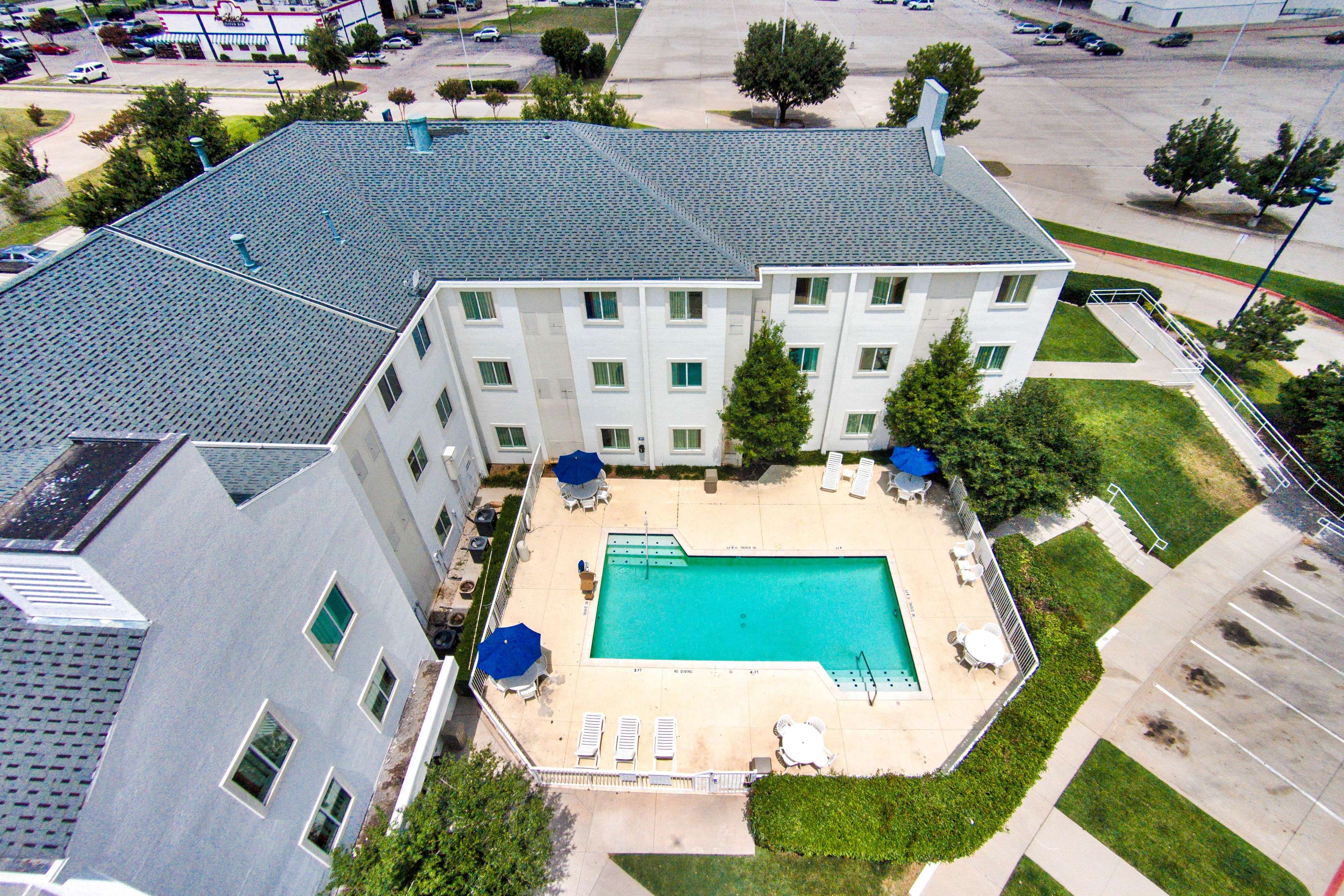 Motel 6 Dallas Lewisville