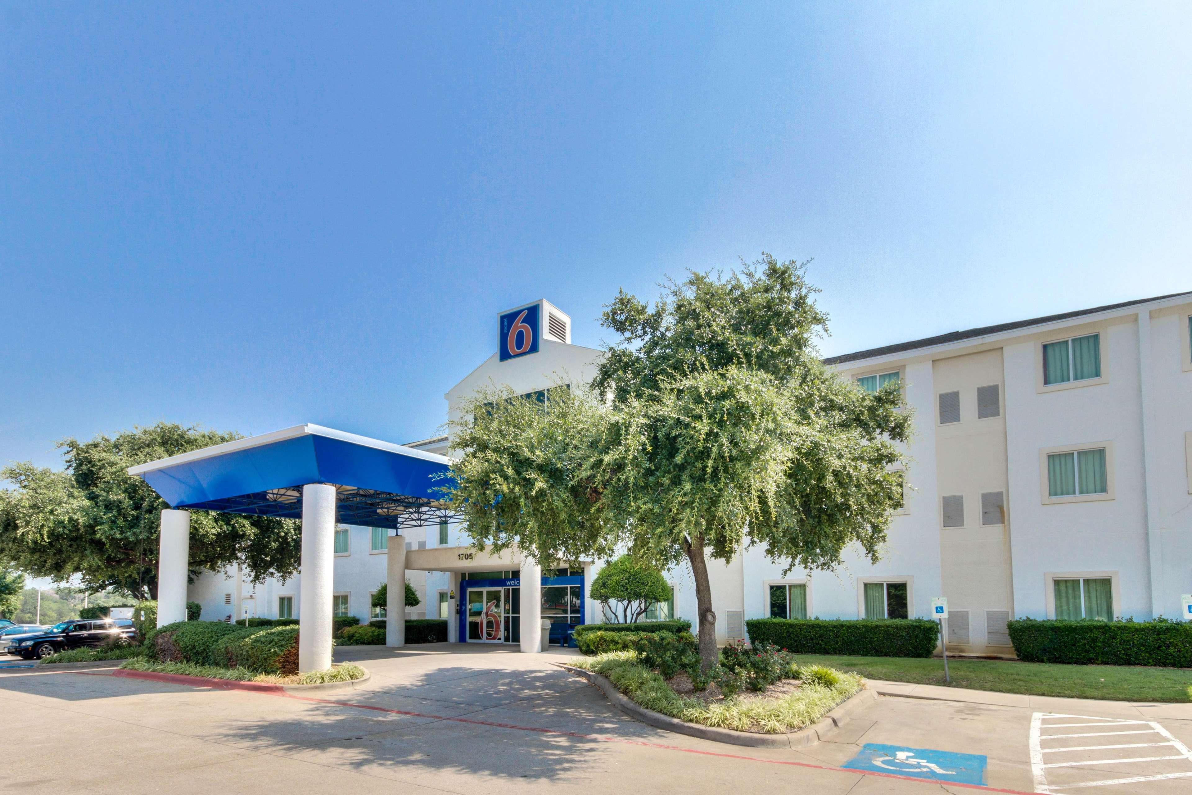 Motel 6 Dallas Lewisville