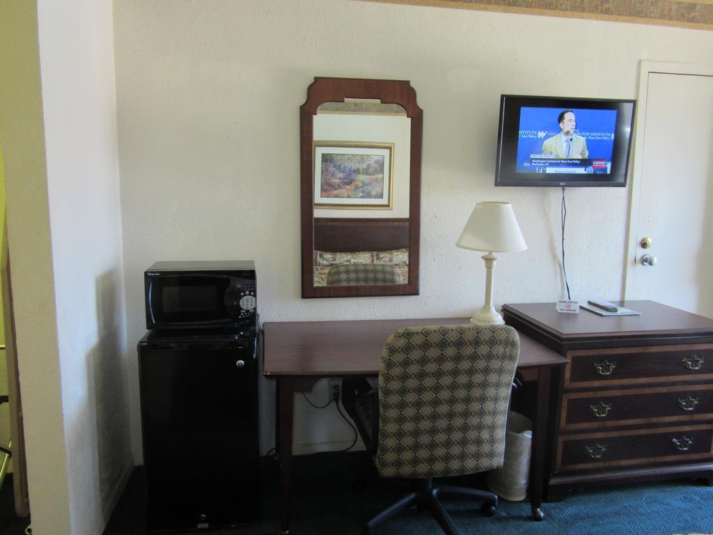 Red Roof Inn Lewisville