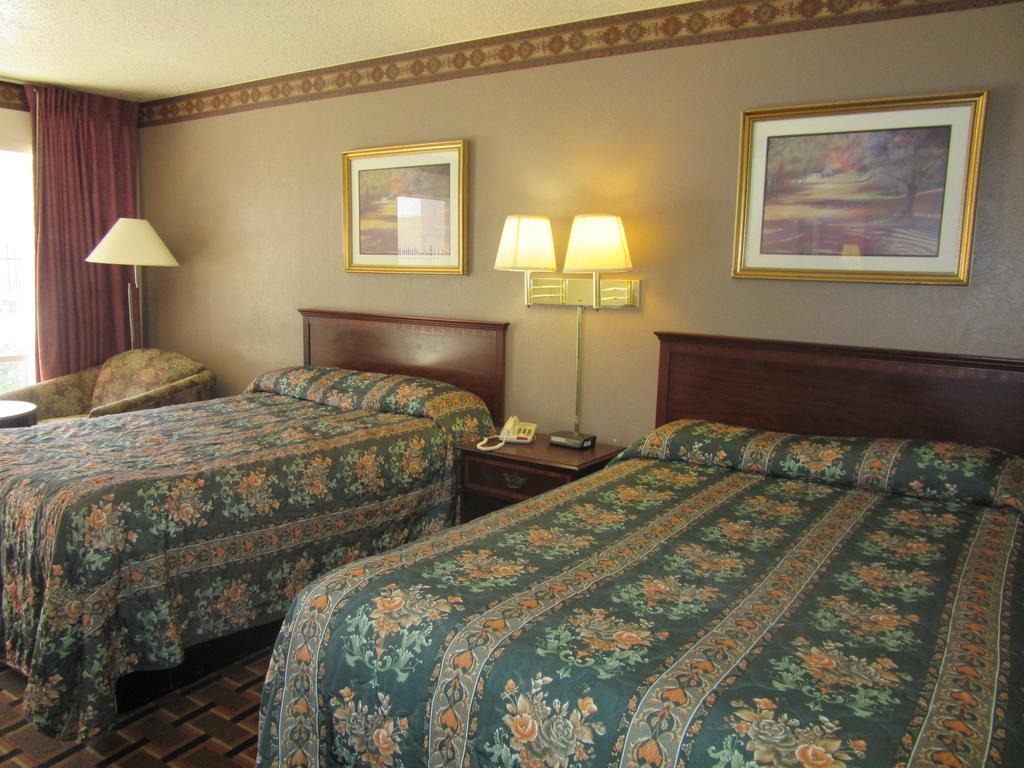 Red Roof Inn Lewisville