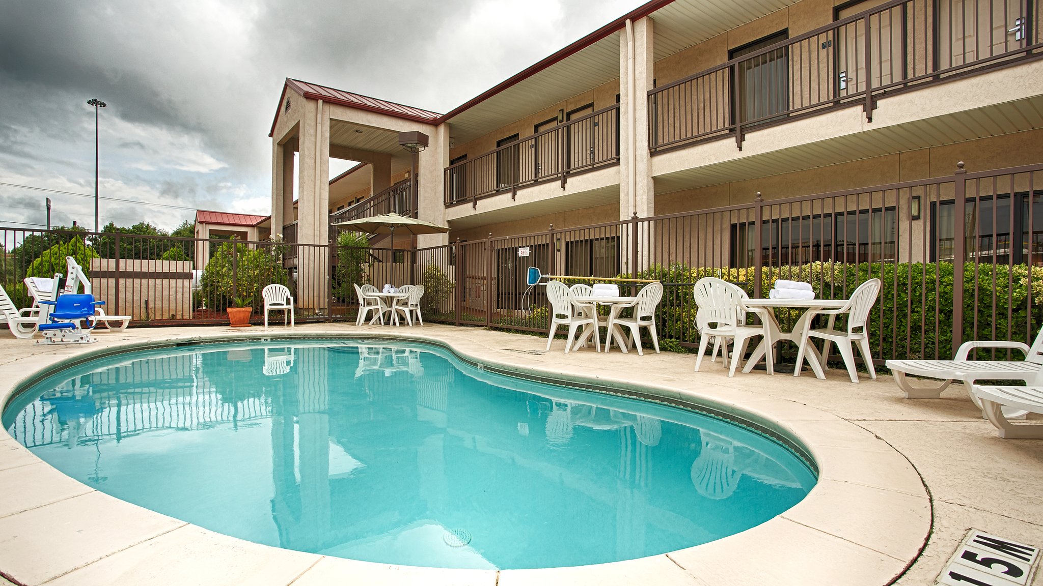 Best Western Lindale Inn