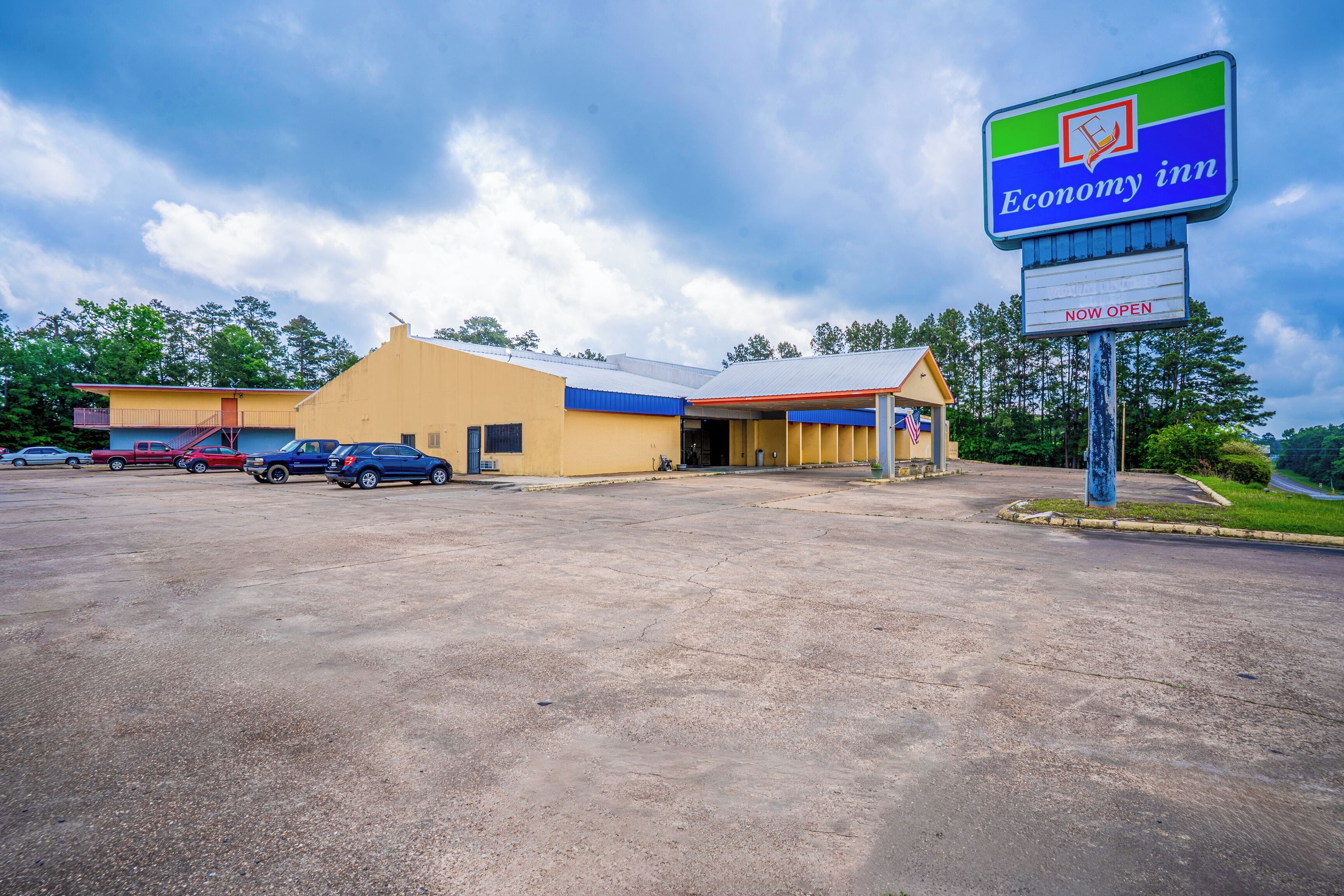 Economy Inn Livingston