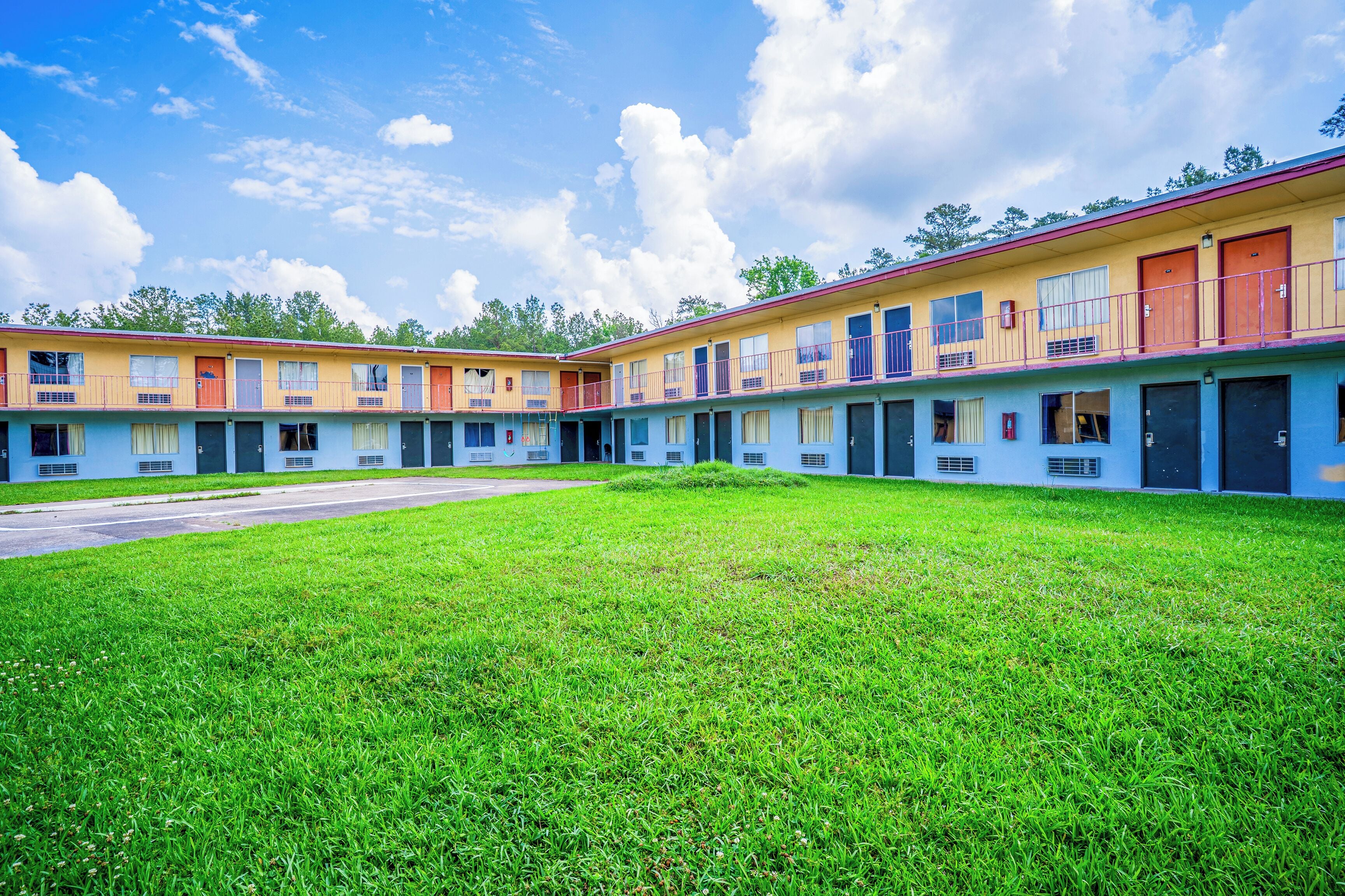 Economy Inn Livingston