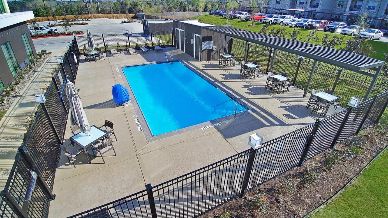 Courtyard Longview North