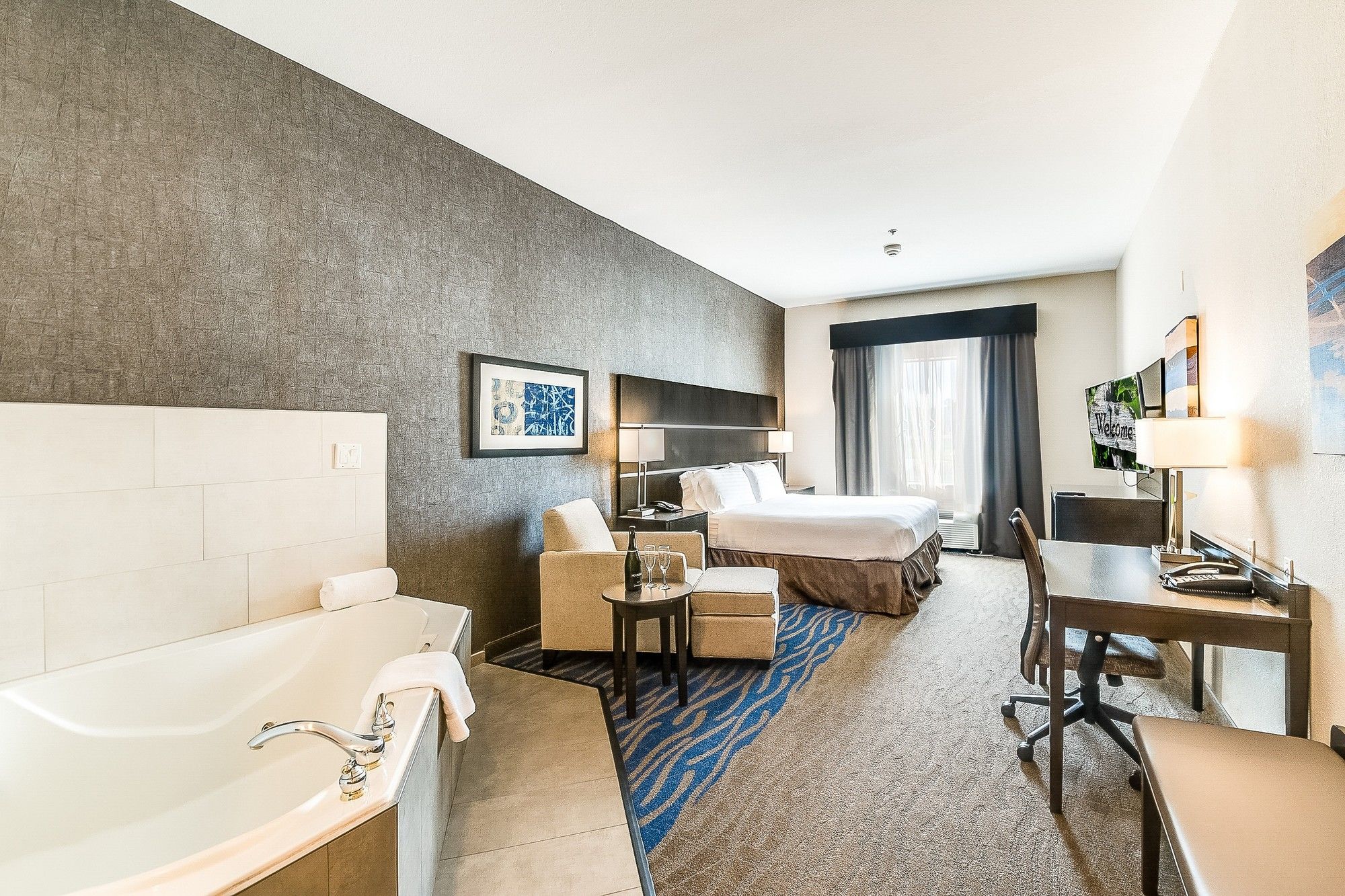 Holiday Inn Longview - North