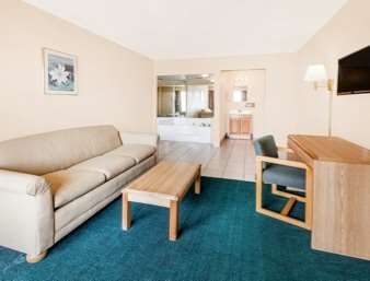 Arya Inn & Extended Stay