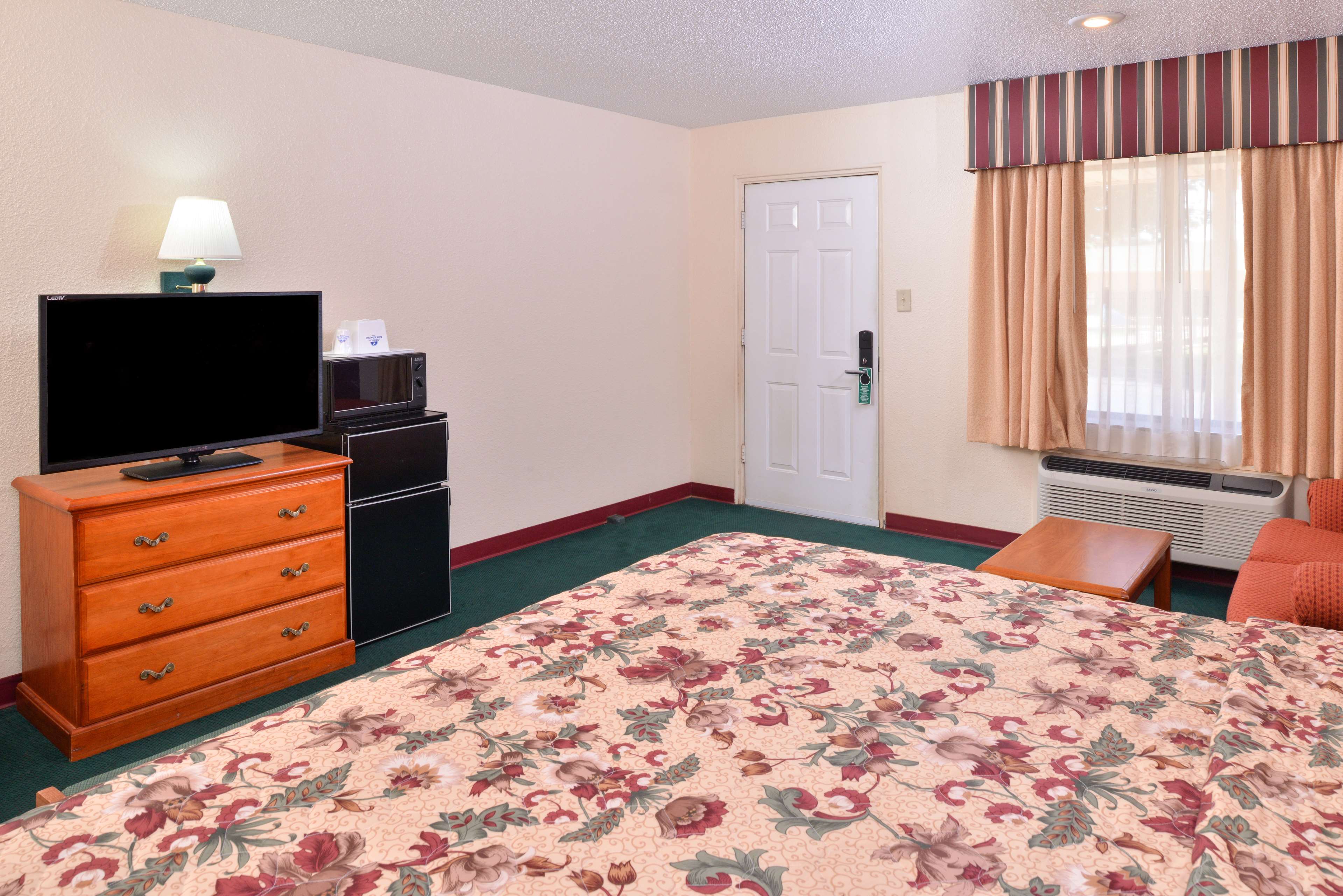 Americas Best Value Inn - Lubbock E