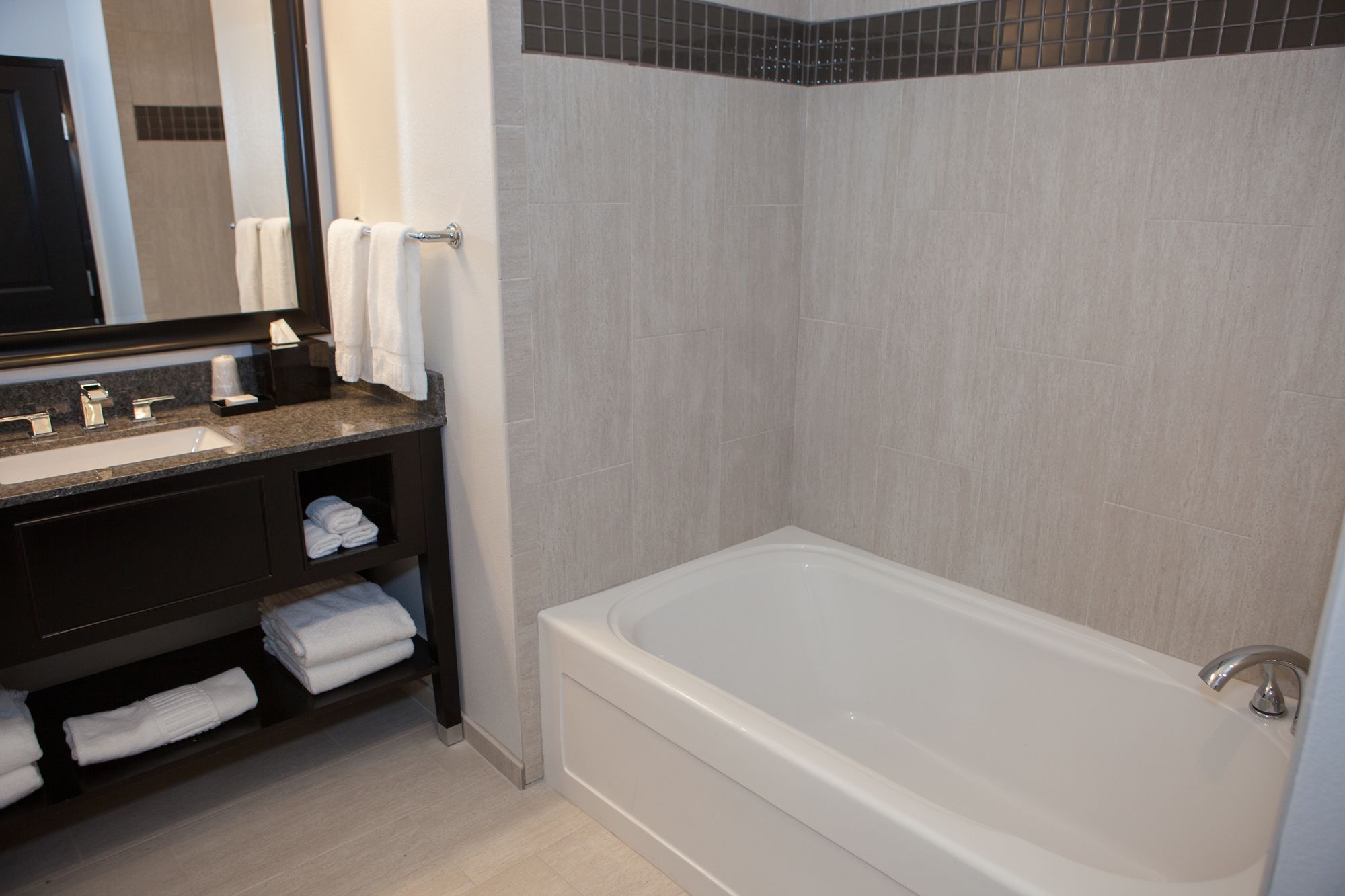 La Quinta Inn & Suites by Wyndham Lubbock Southwest