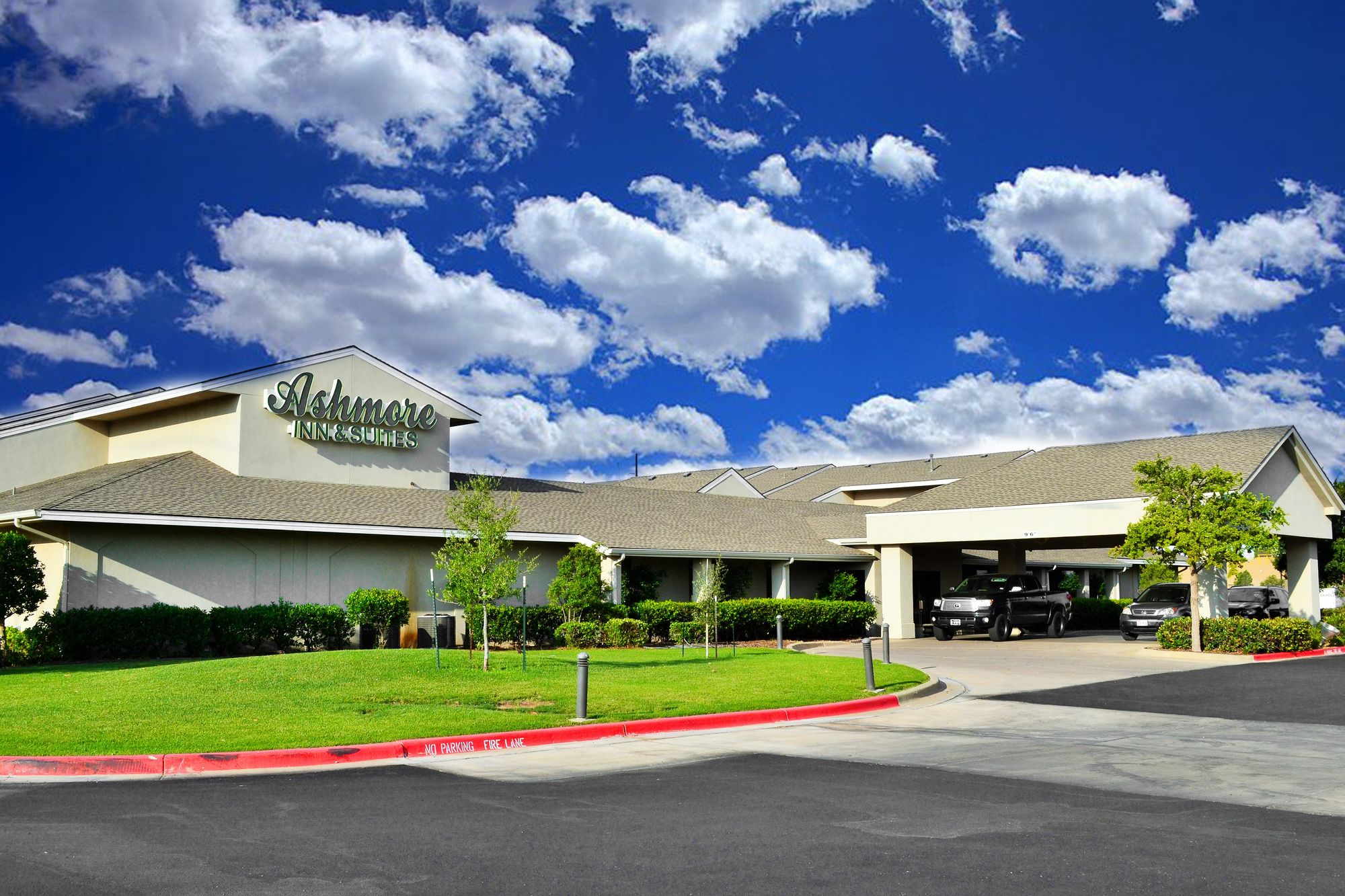 Ashmore Inn and Suites