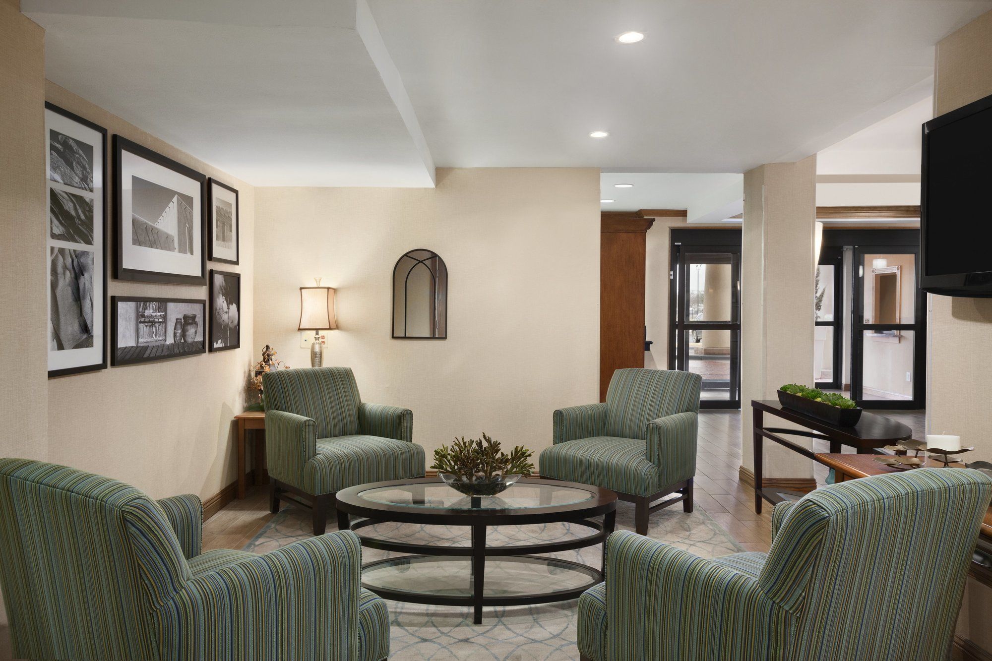 Country Inn & Suites by Radisson, Lubbock, TX