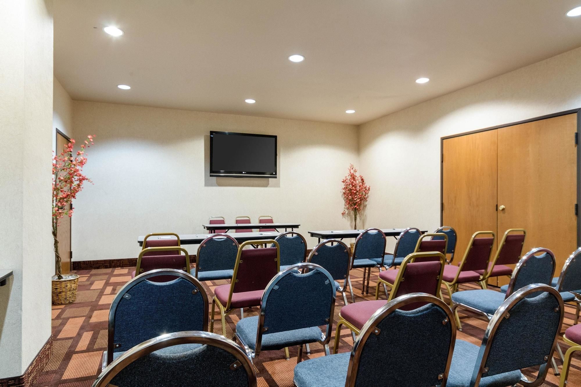 Econo Lodge I-27