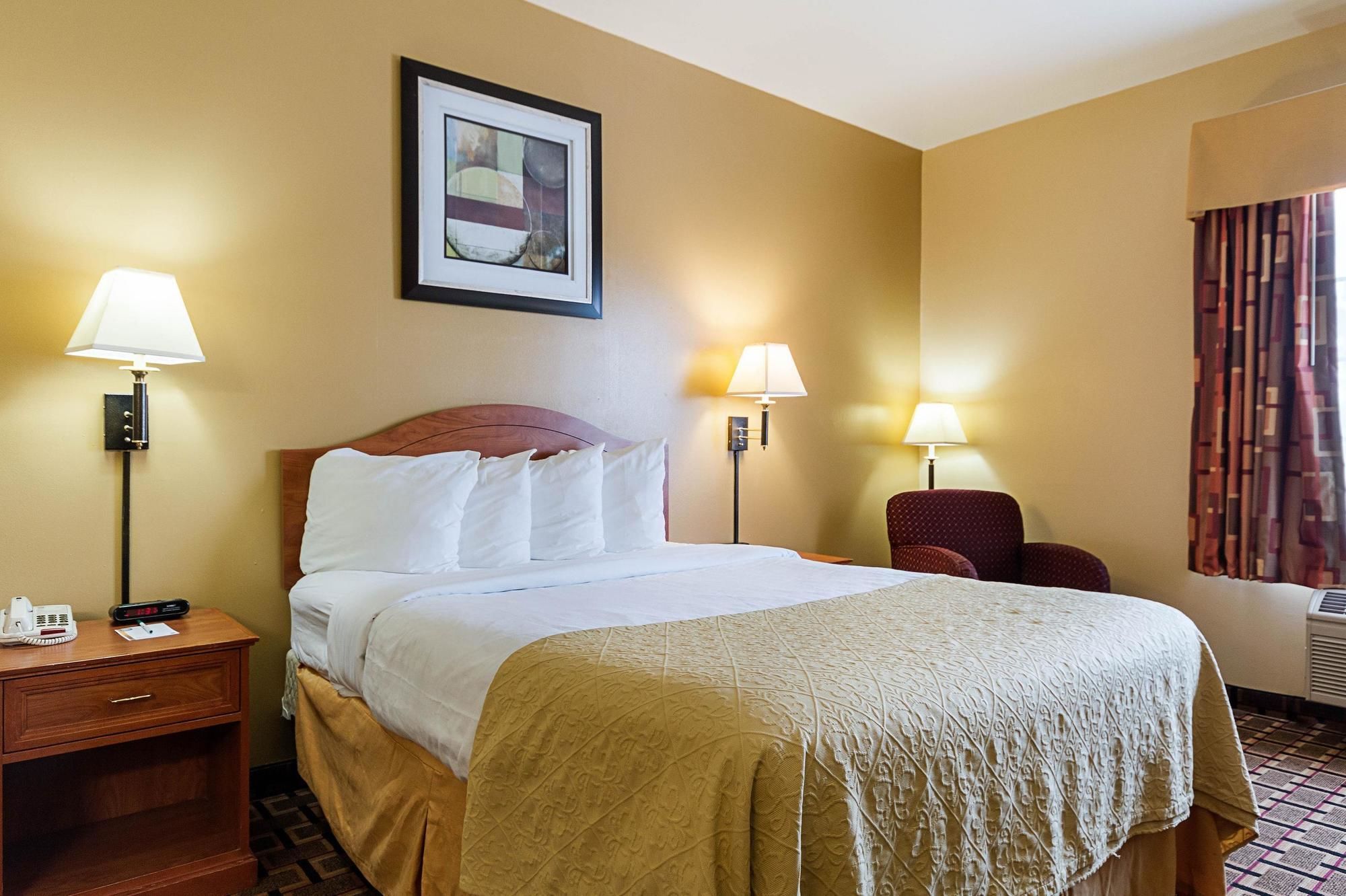 Econo Lodge I-27