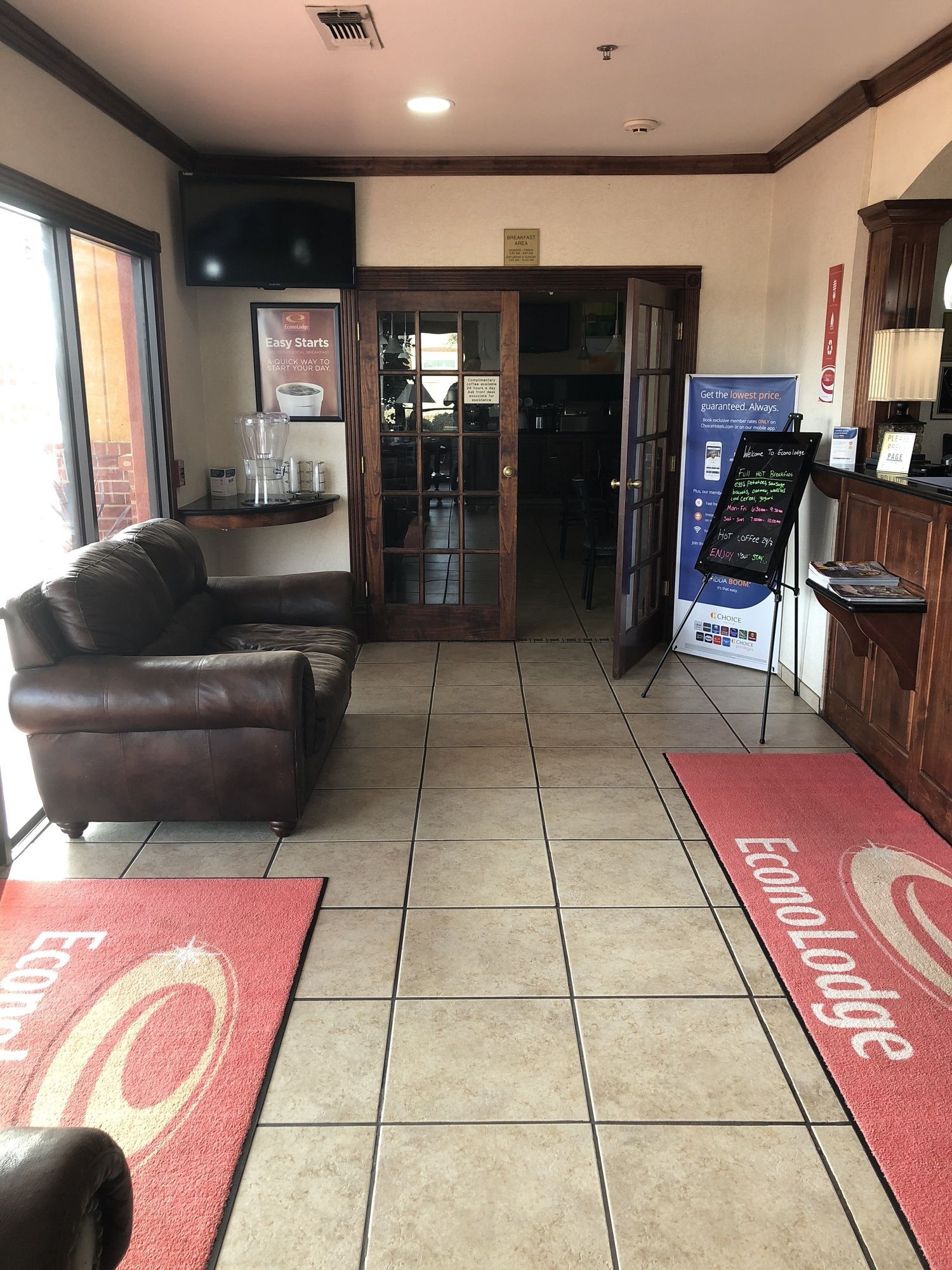 Econo Lodge I-27