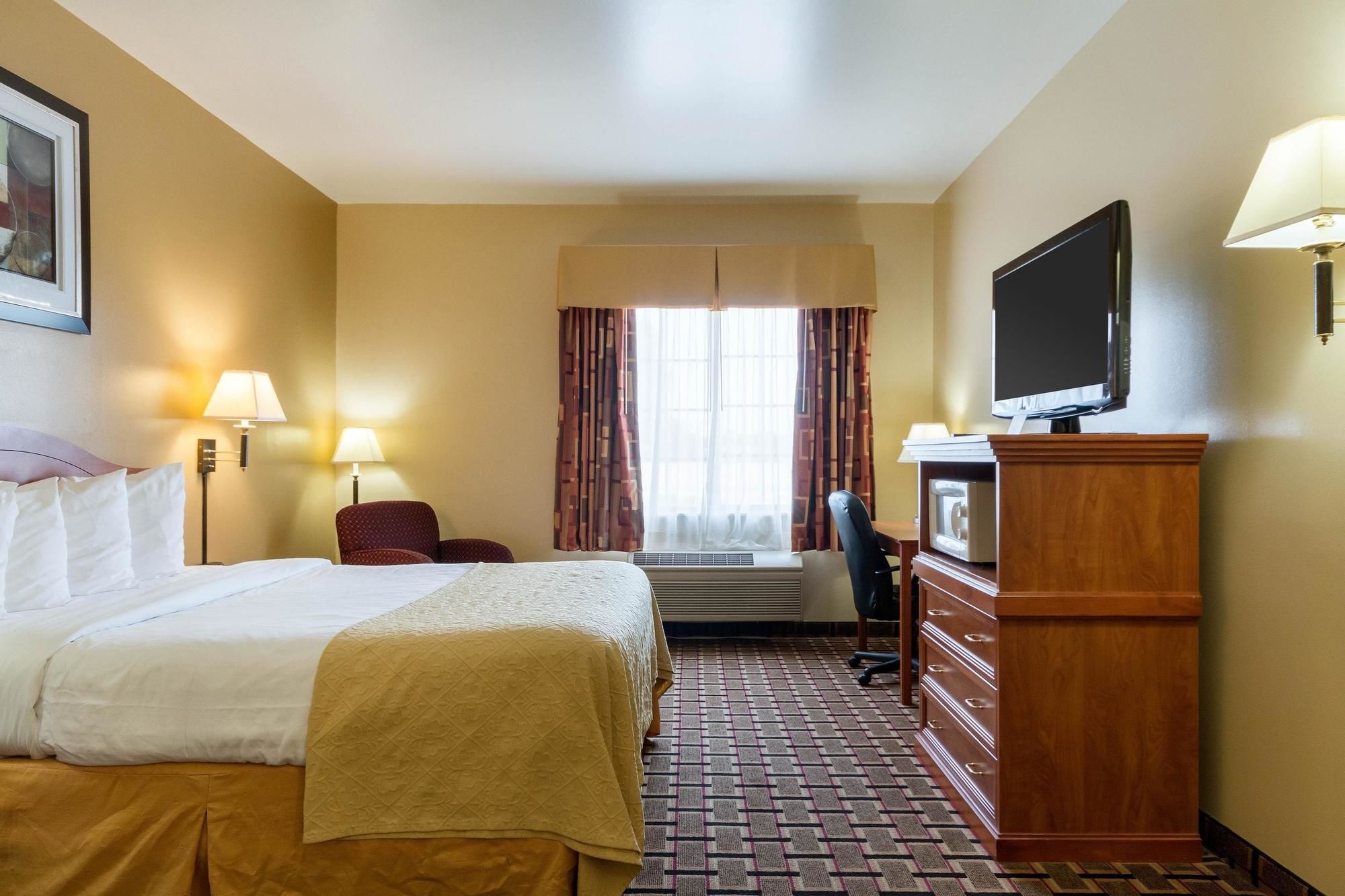 Econo Lodge I-27