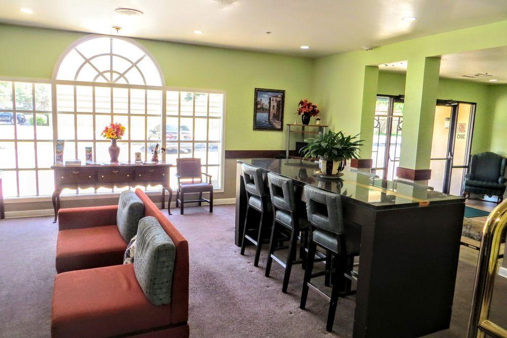 Guesthouse Inn Hotel  & Extended Stay