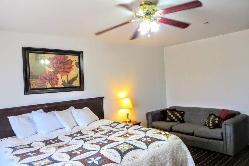 Guesthouse Inn Hotel  & Extended Stay