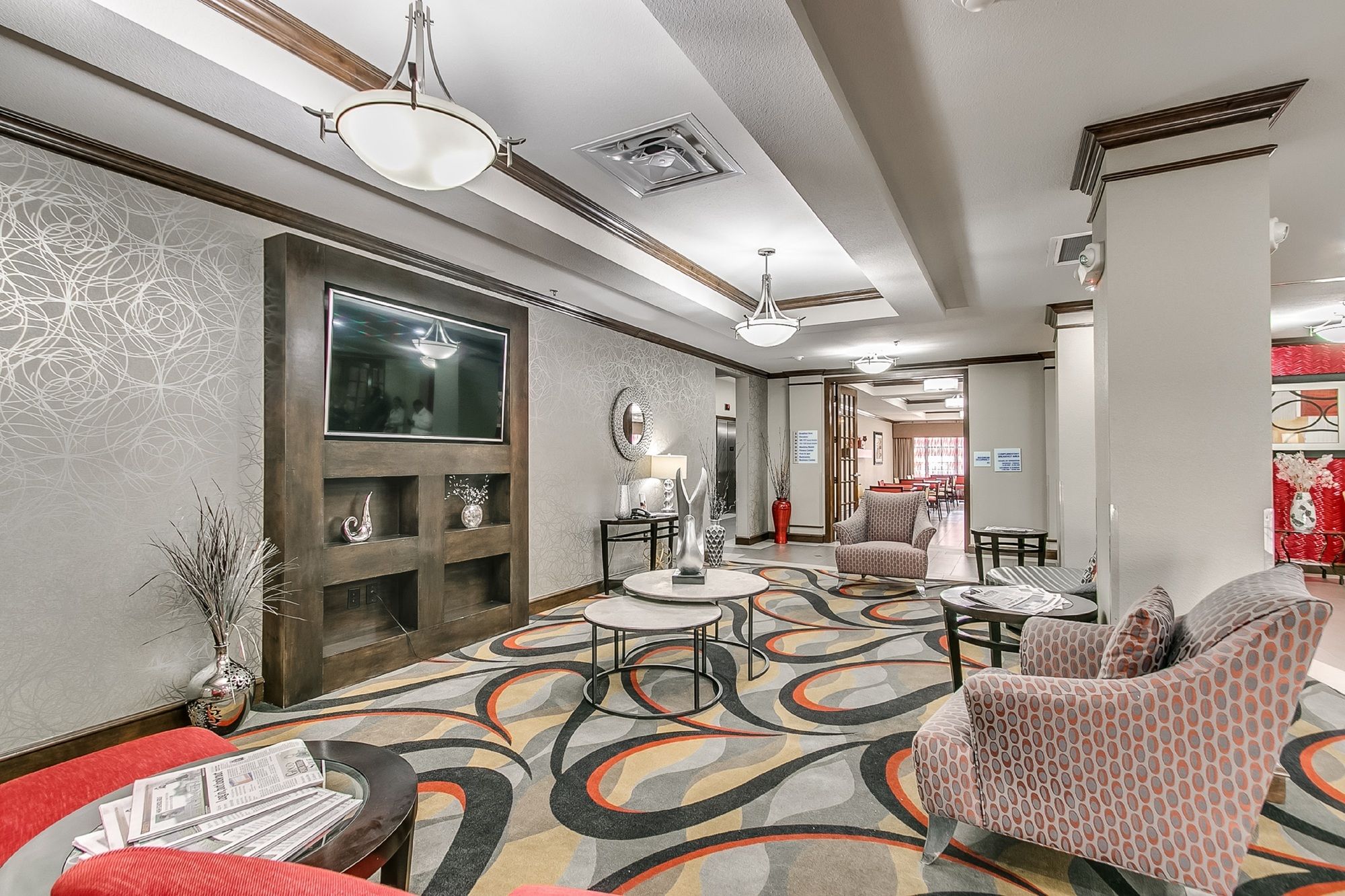 Holiday Inn Express & Suites South