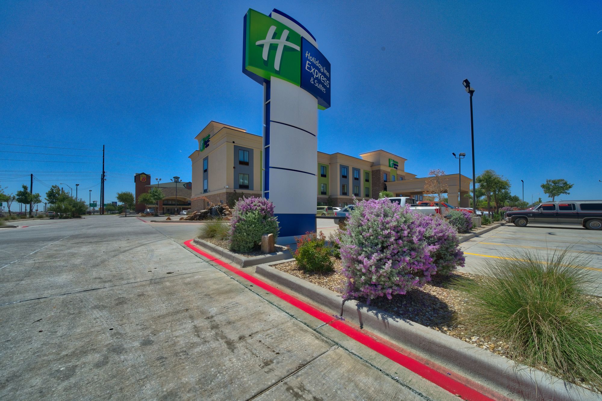 Holiday Inn Express & Suites South
