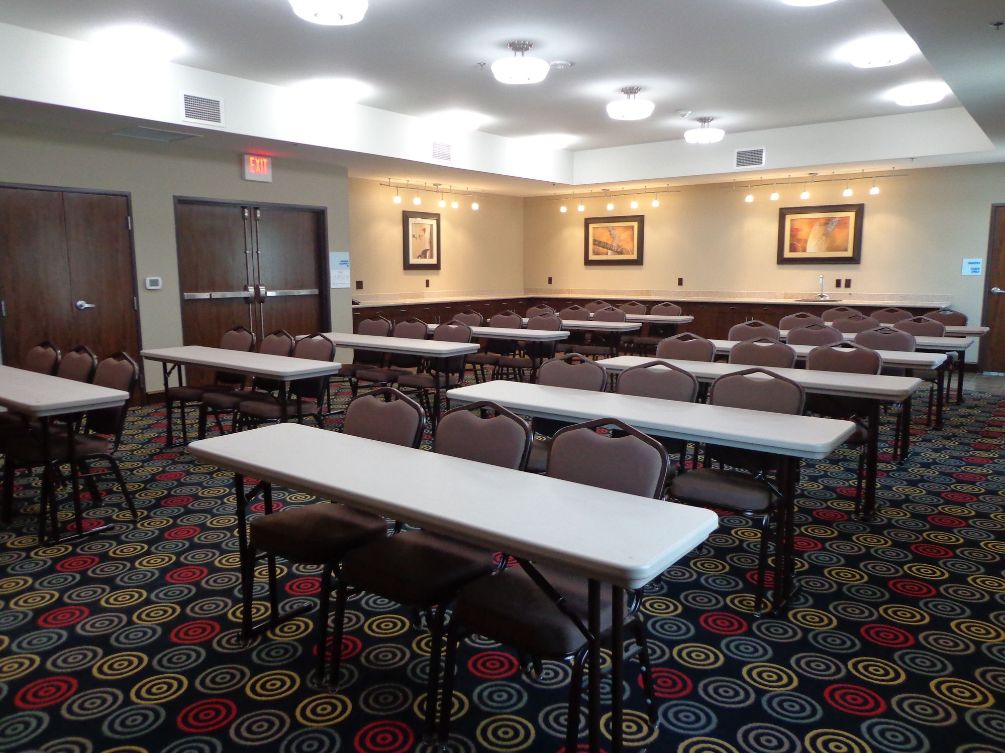 Holiday Inn Express & Suites South