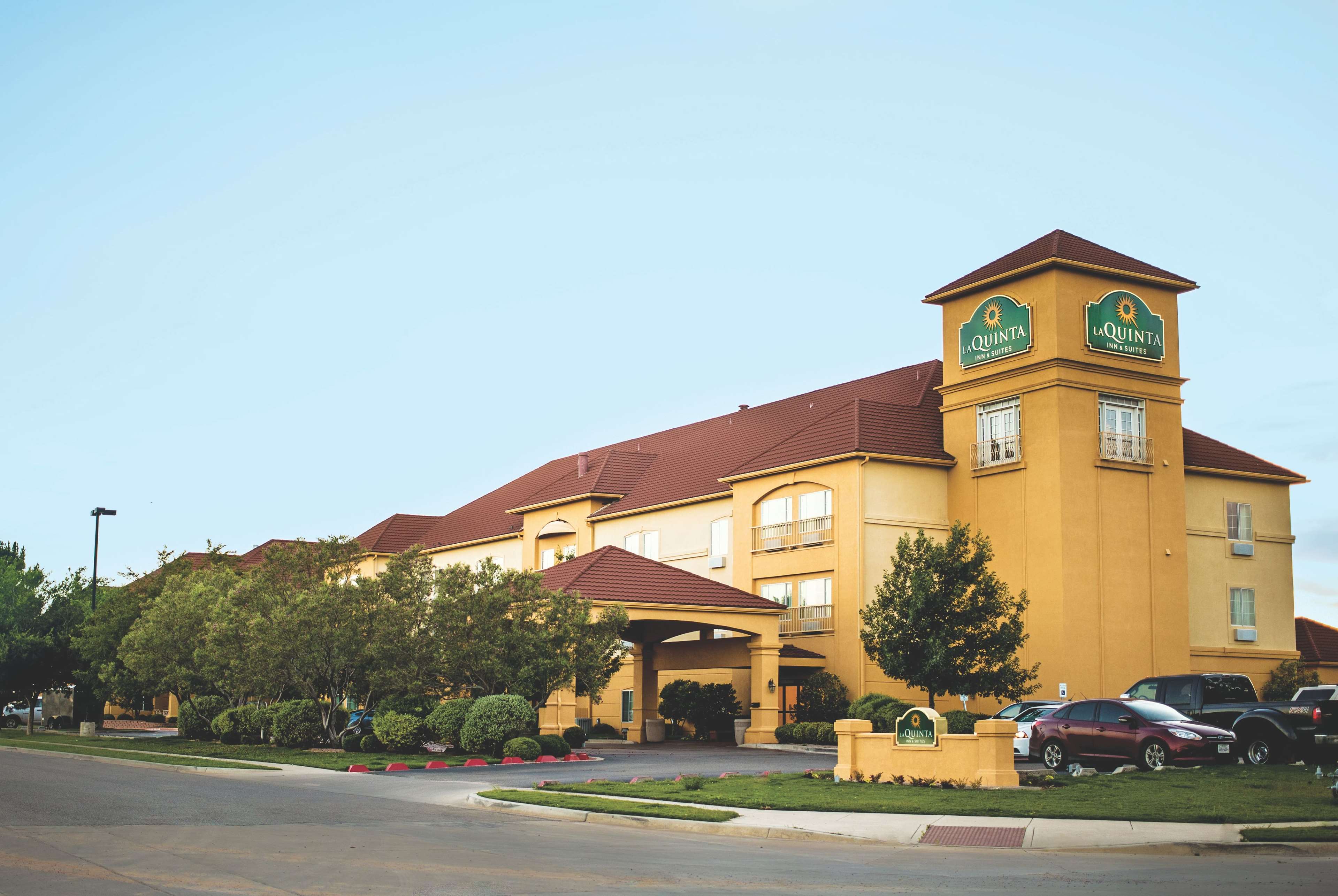 La Quinta Inn And Suites by Wyndham Lubbock North