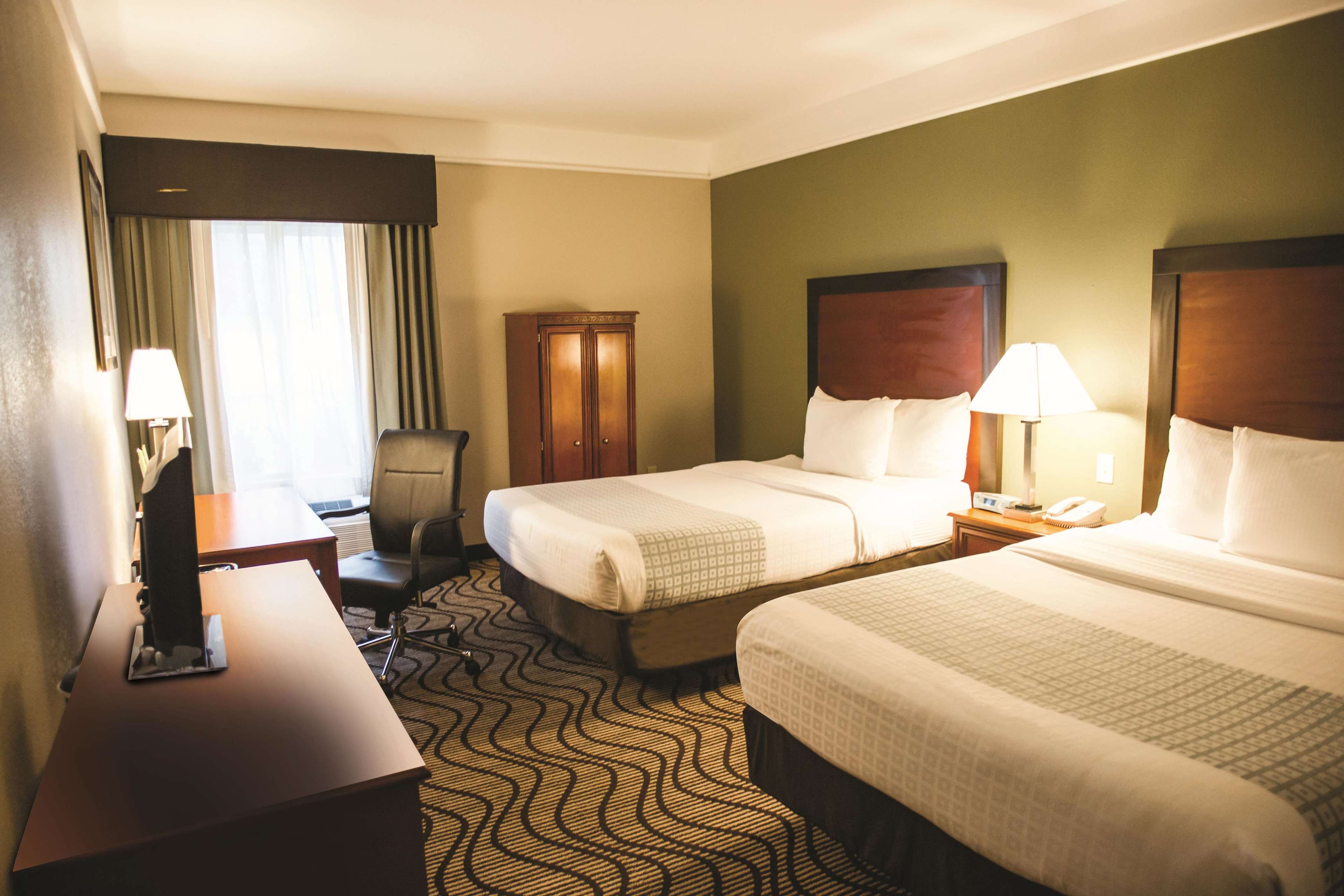 La Quinta Inn And Suites by Wyndham Lubbock North